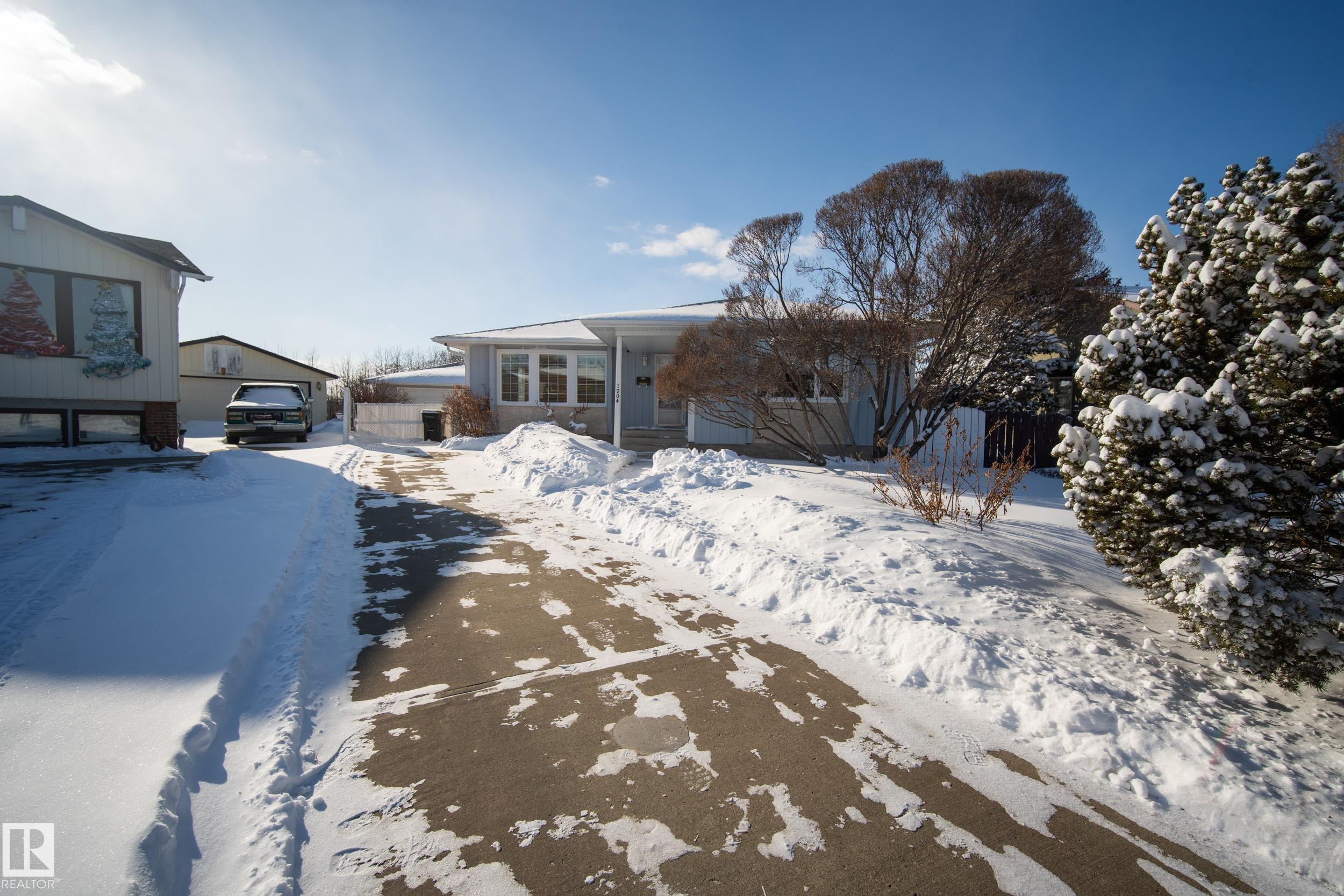 1004 61 Street NW, Sakaw, Edmonton