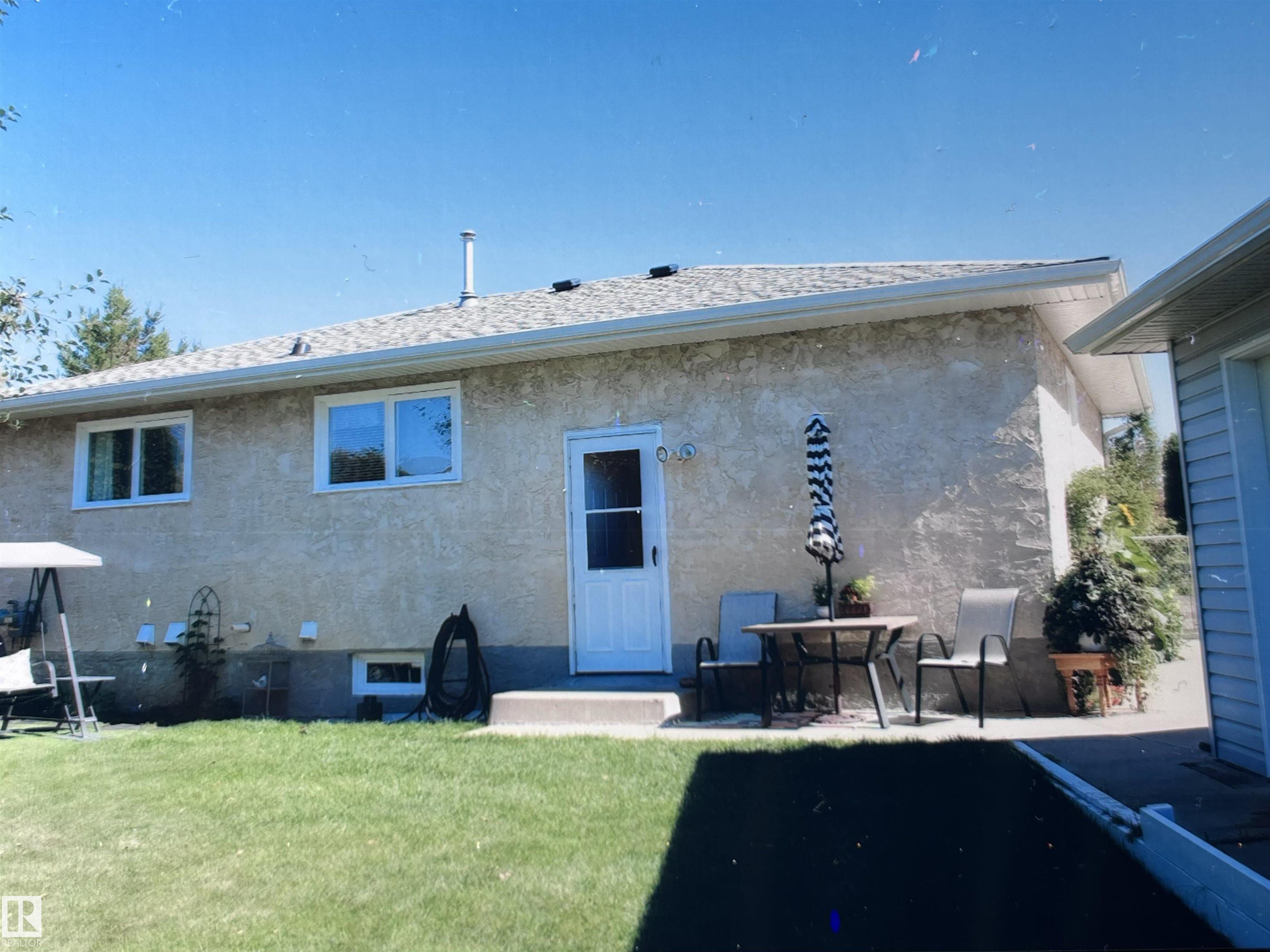 Photo 9 at 1004 61 Street NW, Sakaw, Edmonton