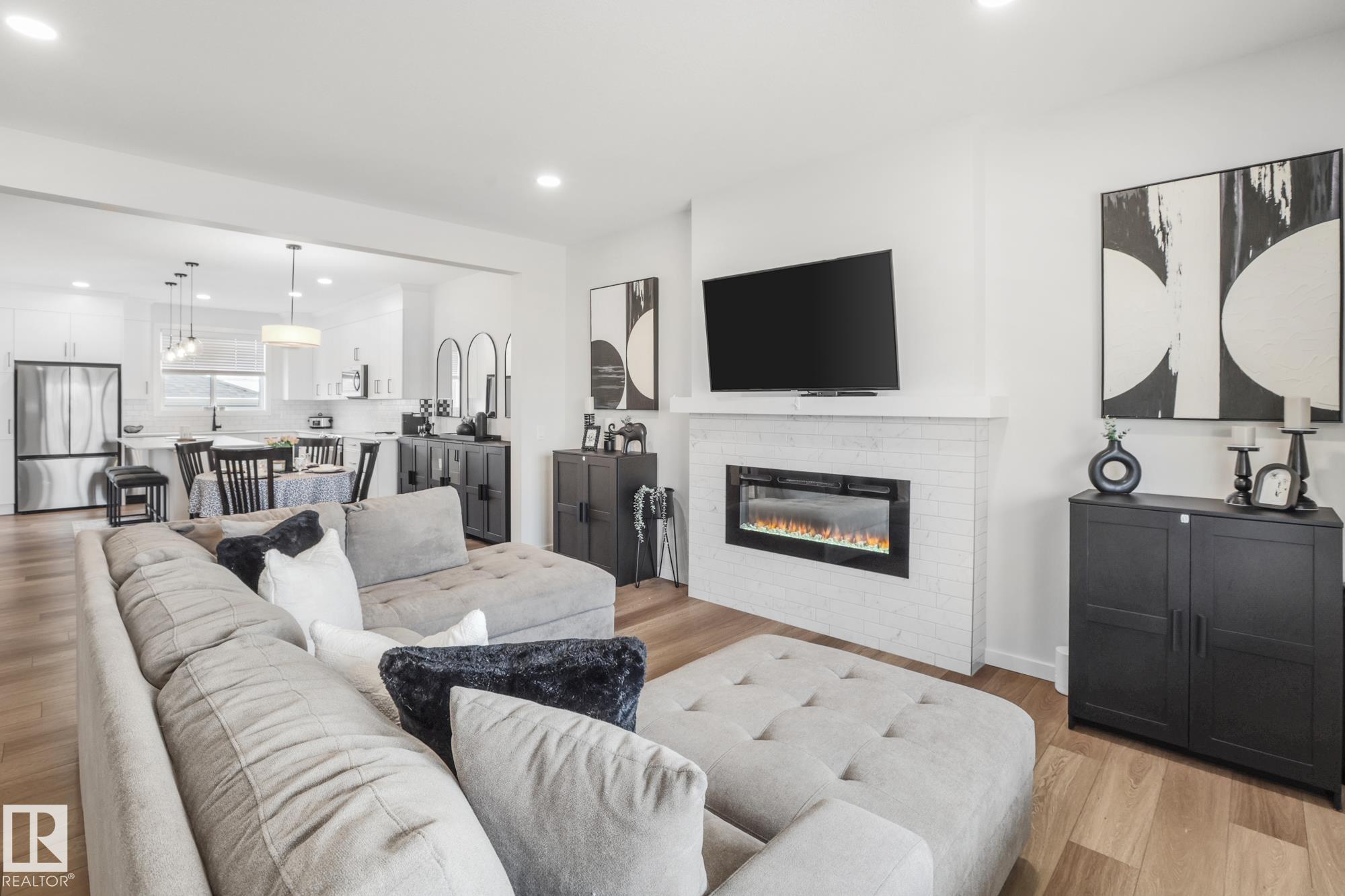 Photo 14 at 7012 54 Avenue, Elan, Beaumont