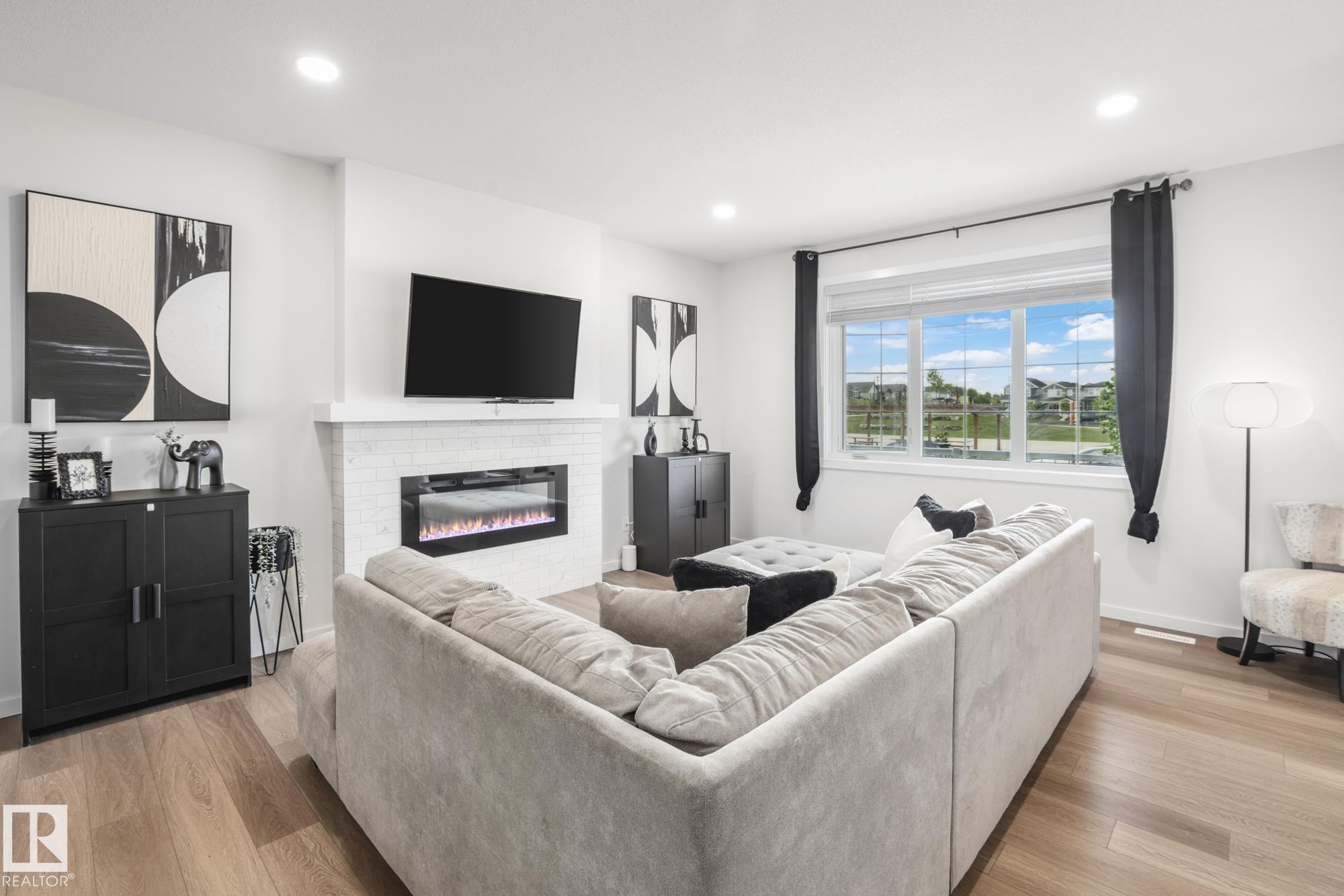 Photo 17 at 7012 54 Avenue, Elan, Beaumont