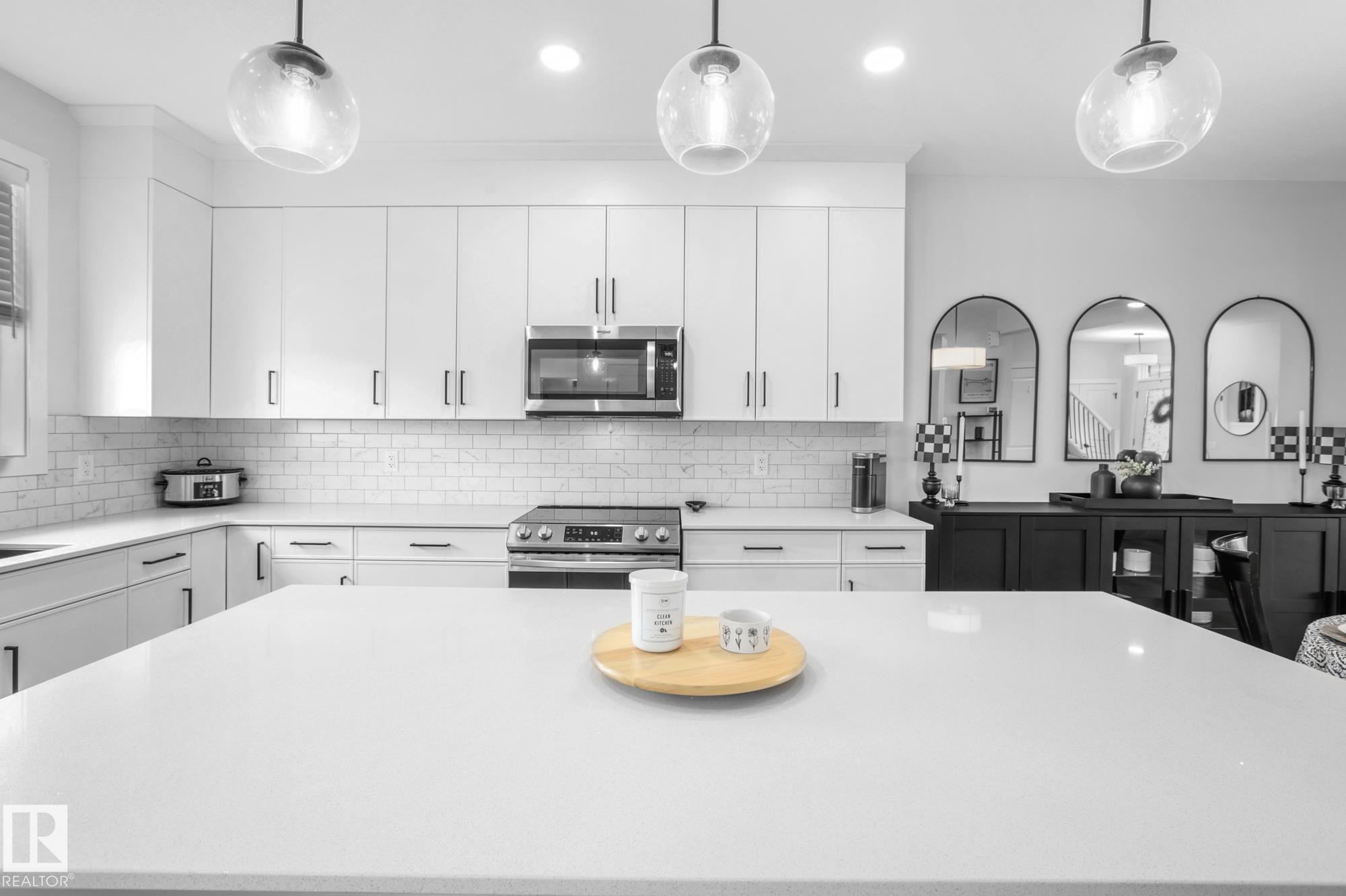 Photo 32 at 7012 54 Avenue, Elan, Beaumont