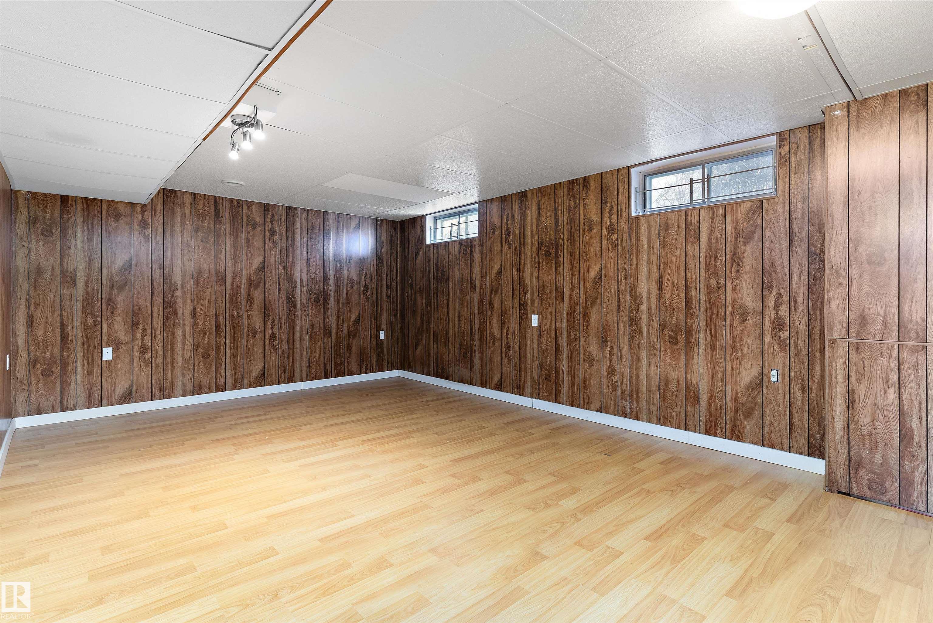 Photo 35 at 10951 35a Avenue NW, Duggan, Edmonton