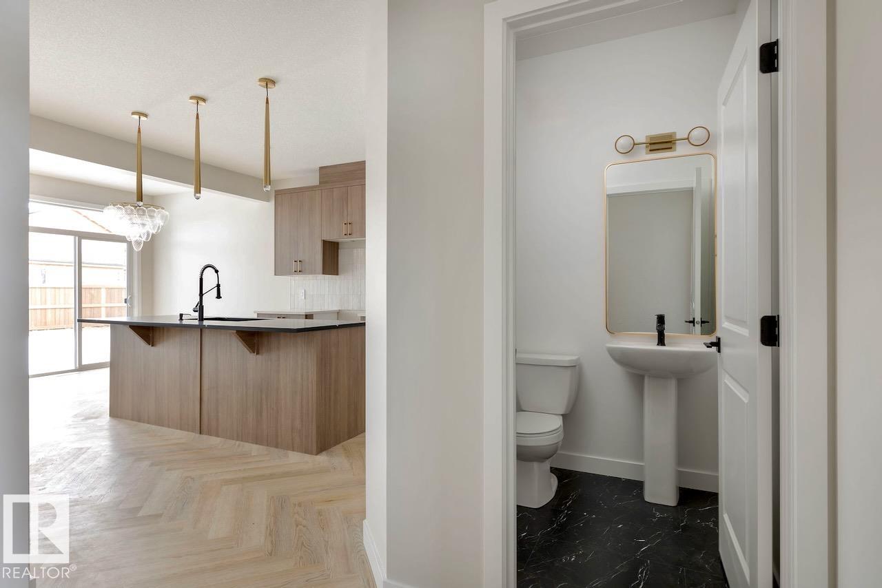 Photo 6 at 2827 65 Street SW, Mattson, Edmonton