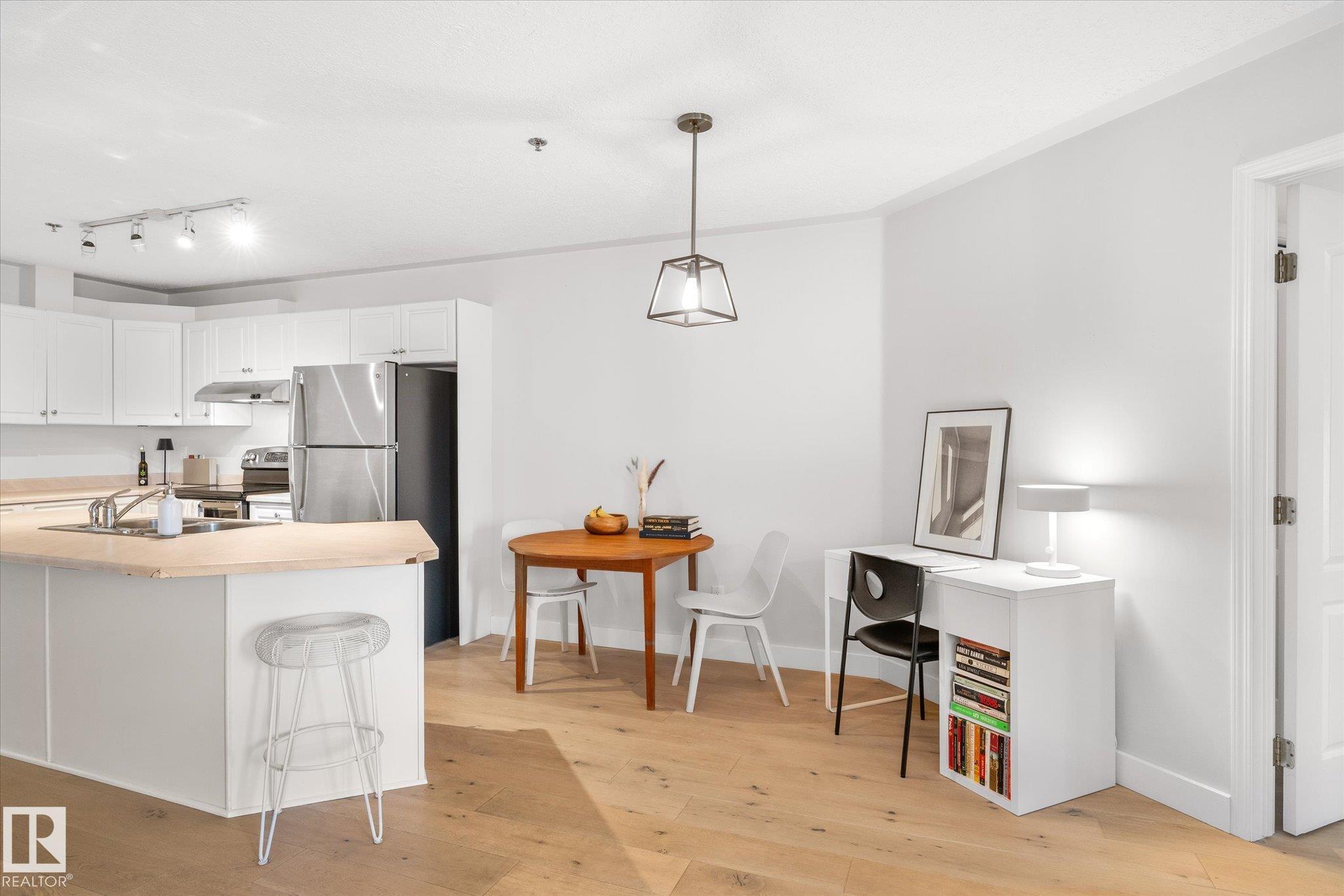 Photo 17 at 207 - 12028 103 Avenue NW, Wîhkwêntôwin, Edmonton