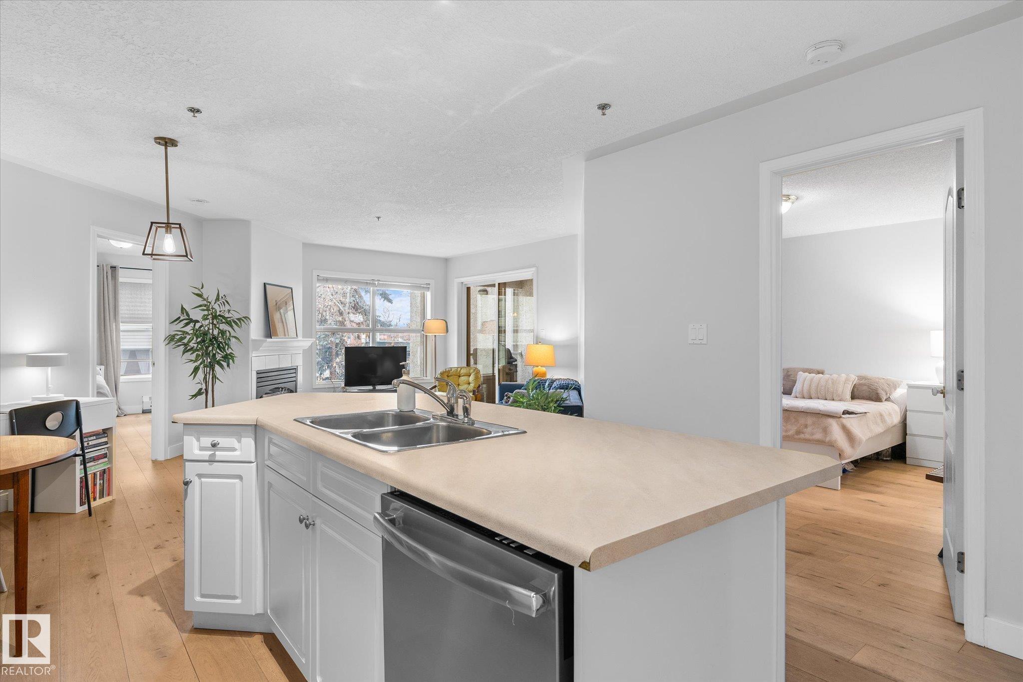 Photo 21 at 207 - 12028 103 Avenue NW, Wîhkwêntôwin, Edmonton