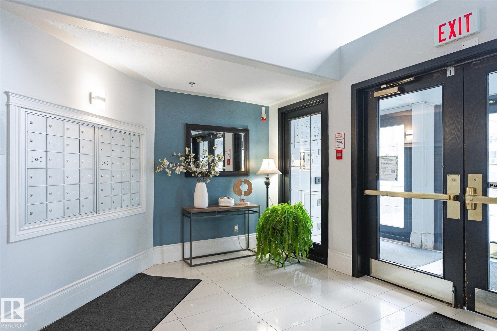 207 - 12028 103 Avenue NW, Wîhkwêntôwin, Edmonton