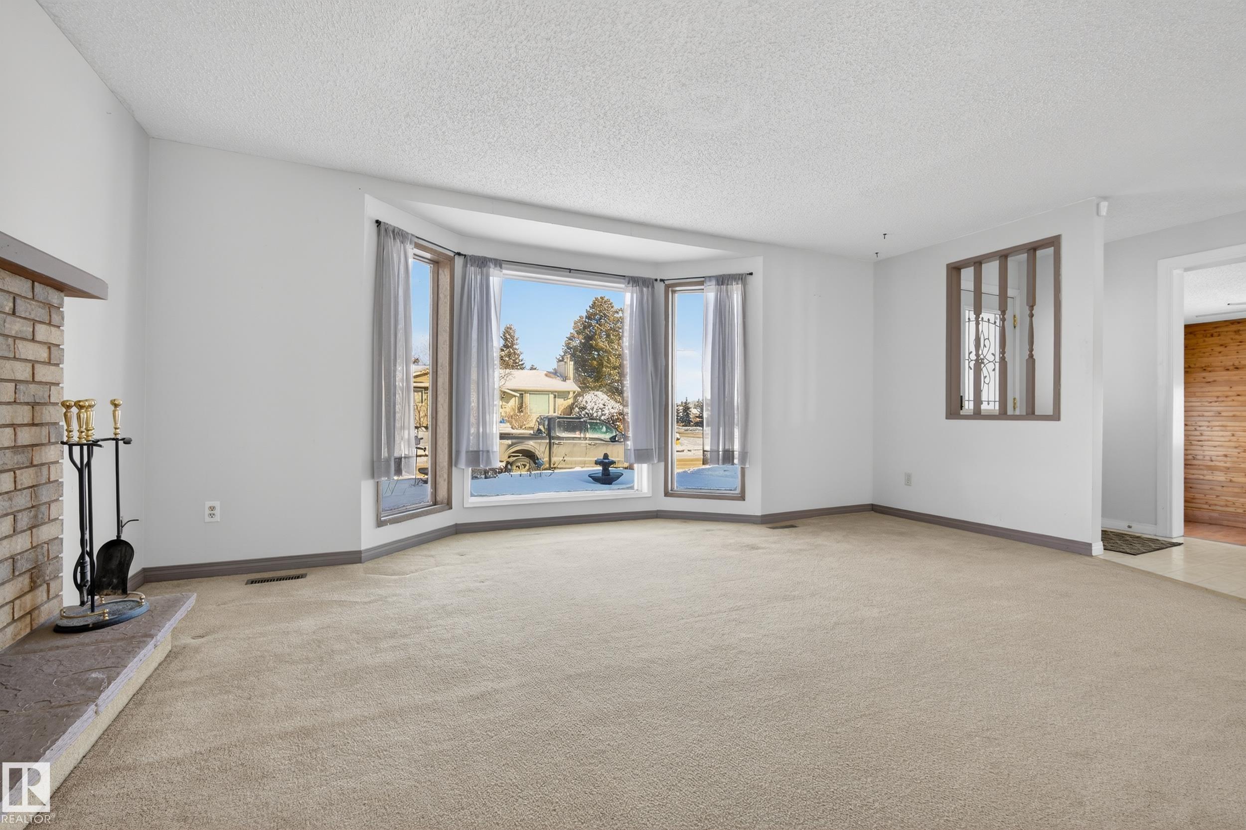 Photo 11 at 3801 33 Avenue, Caledonia, Leduc