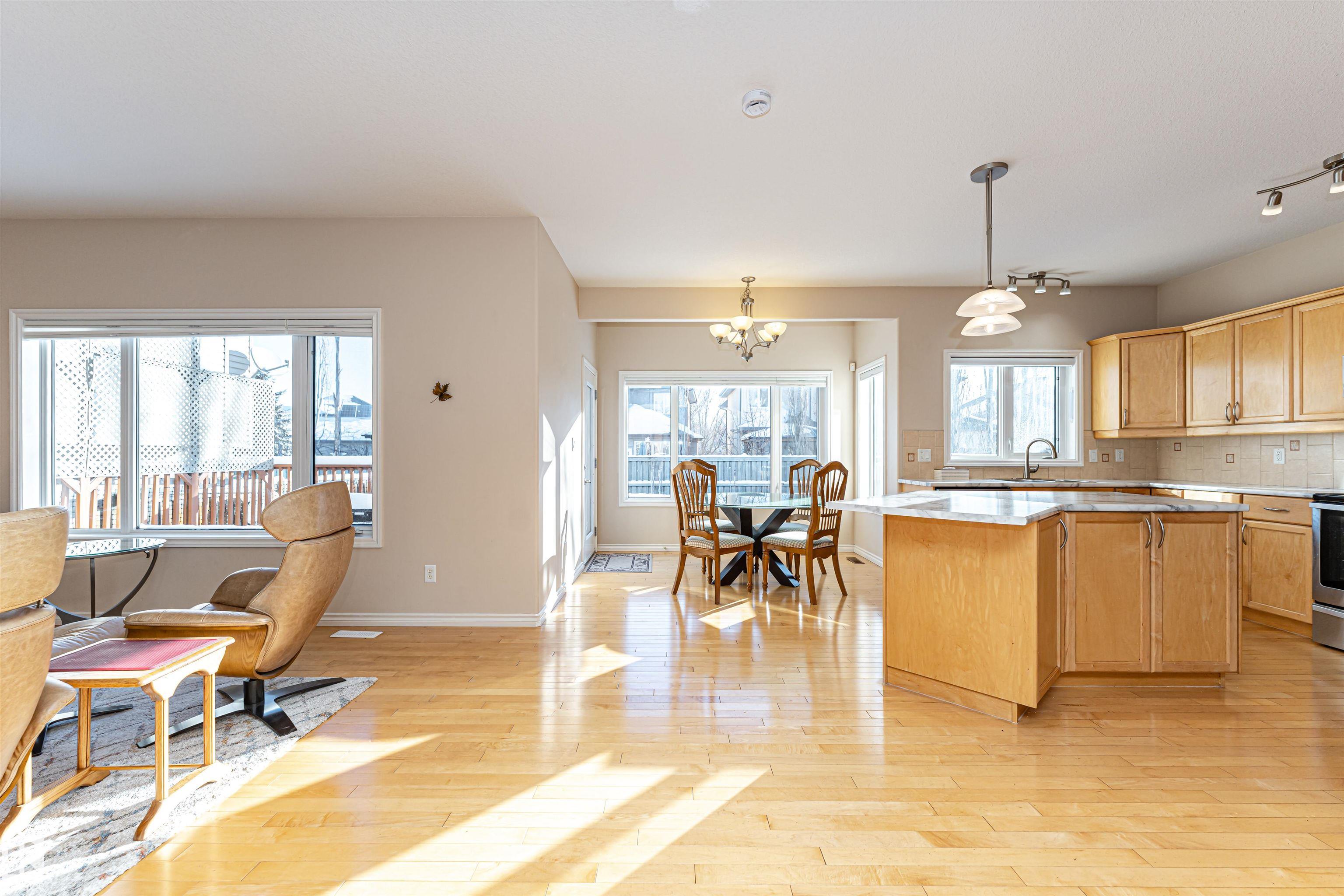 Photo 7 at 1915 126 Street SW, Rutherford, Edmonton