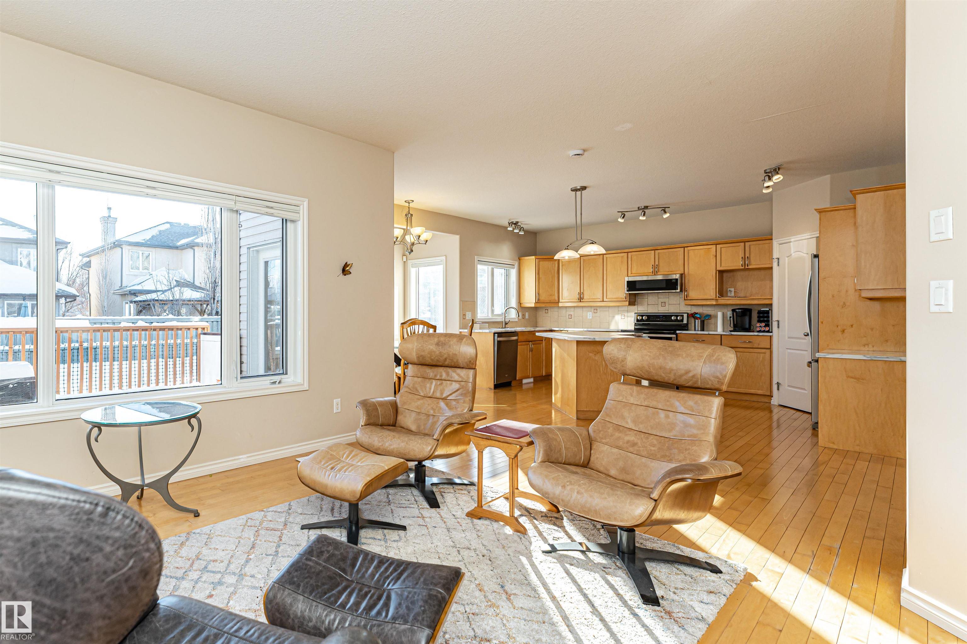 Photo 10 at 1915 126 Street SW, Rutherford, Edmonton