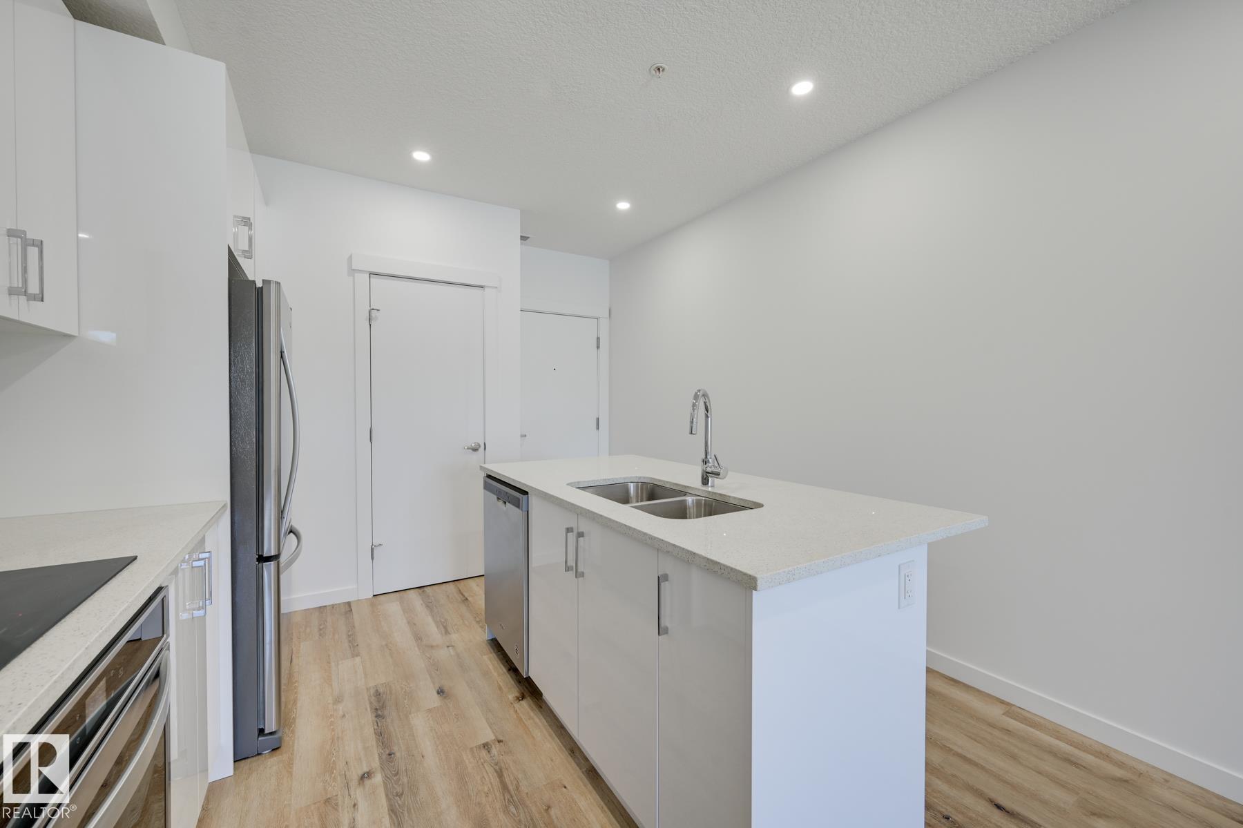 Photo 7 at 313 - 11503 76 Avenue NW, Belgravia, Edmonton