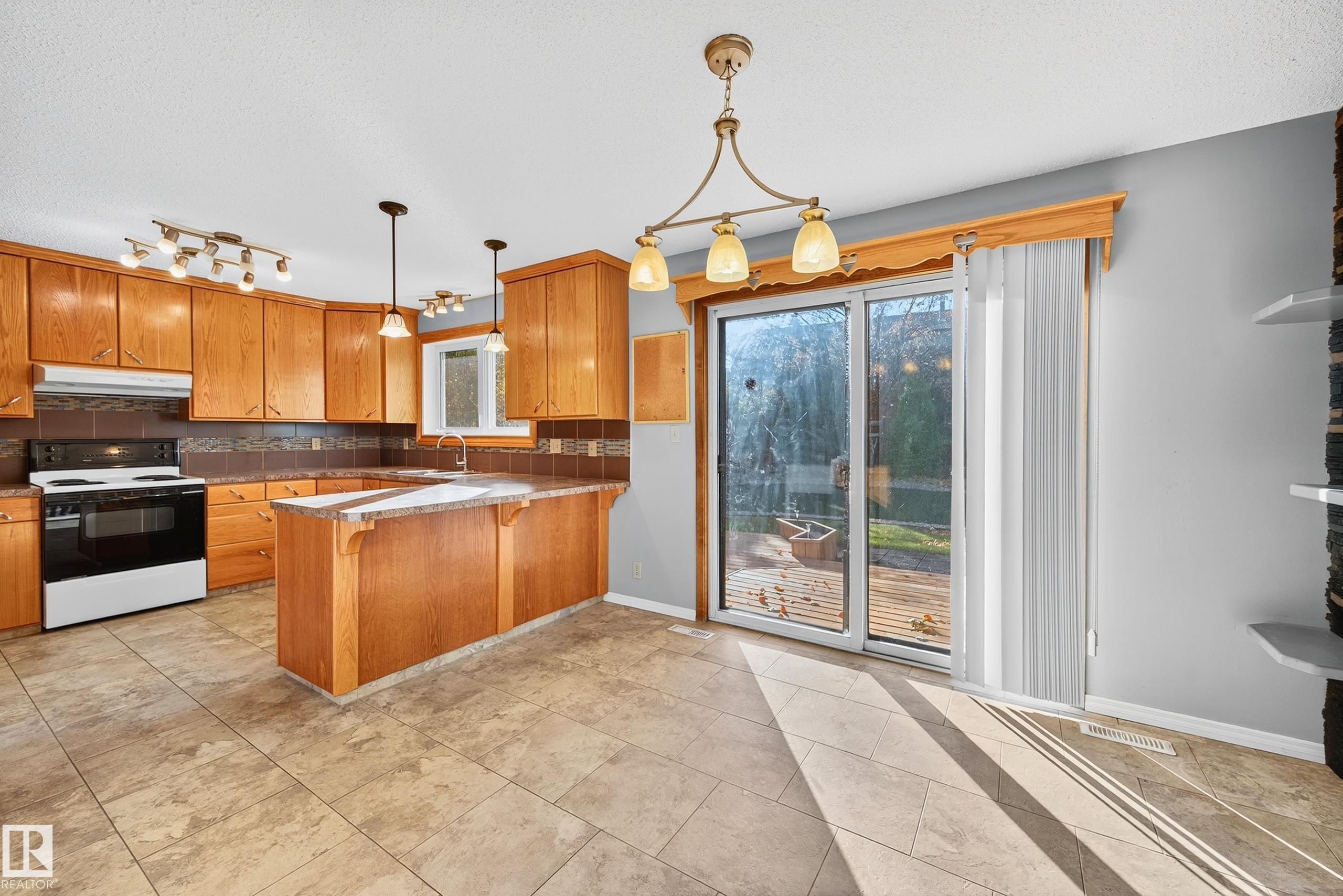 3917 43 Avenue, South Park, Leduc