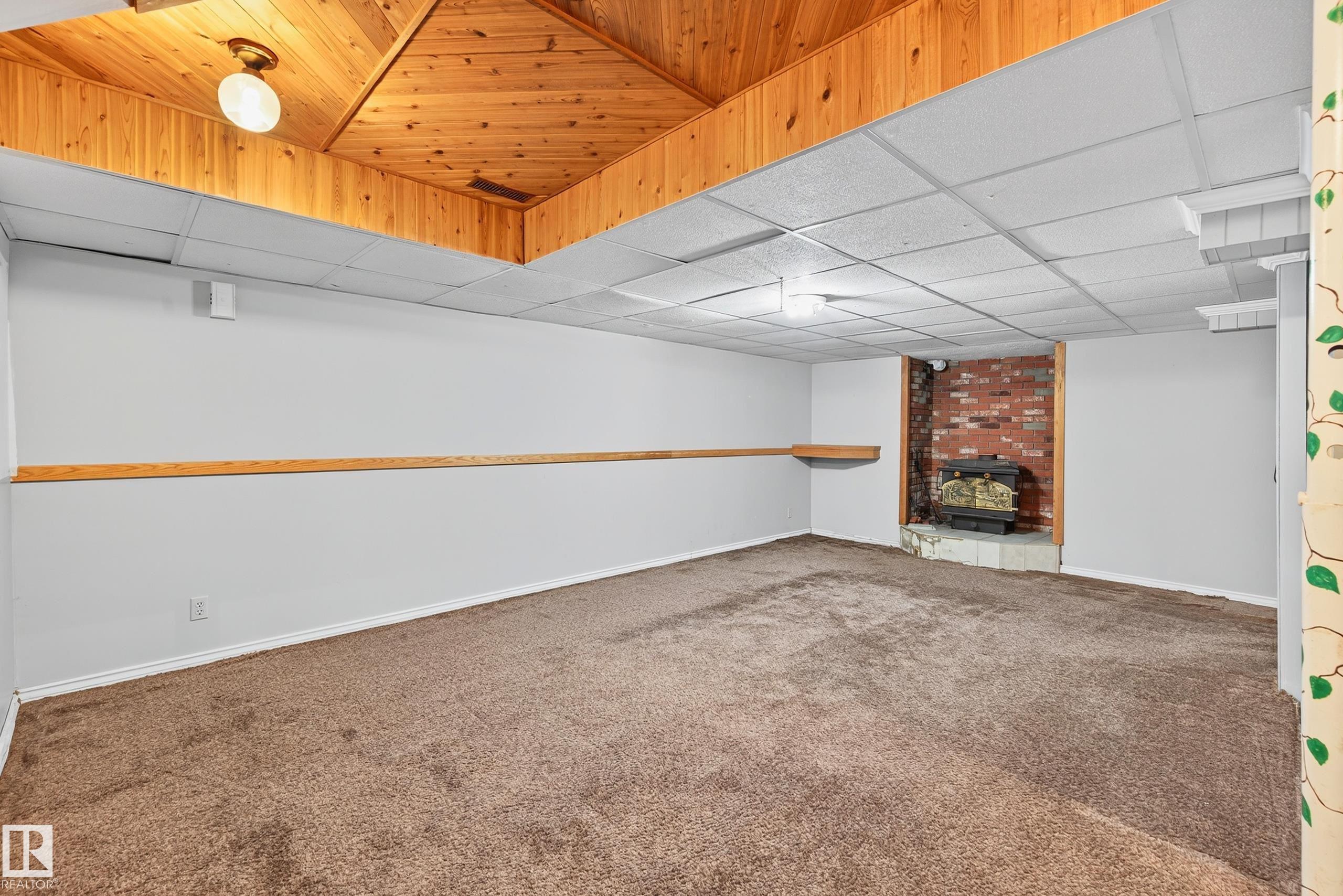 Photo 43 at 3917 43 Avenue, South Park, Leduc