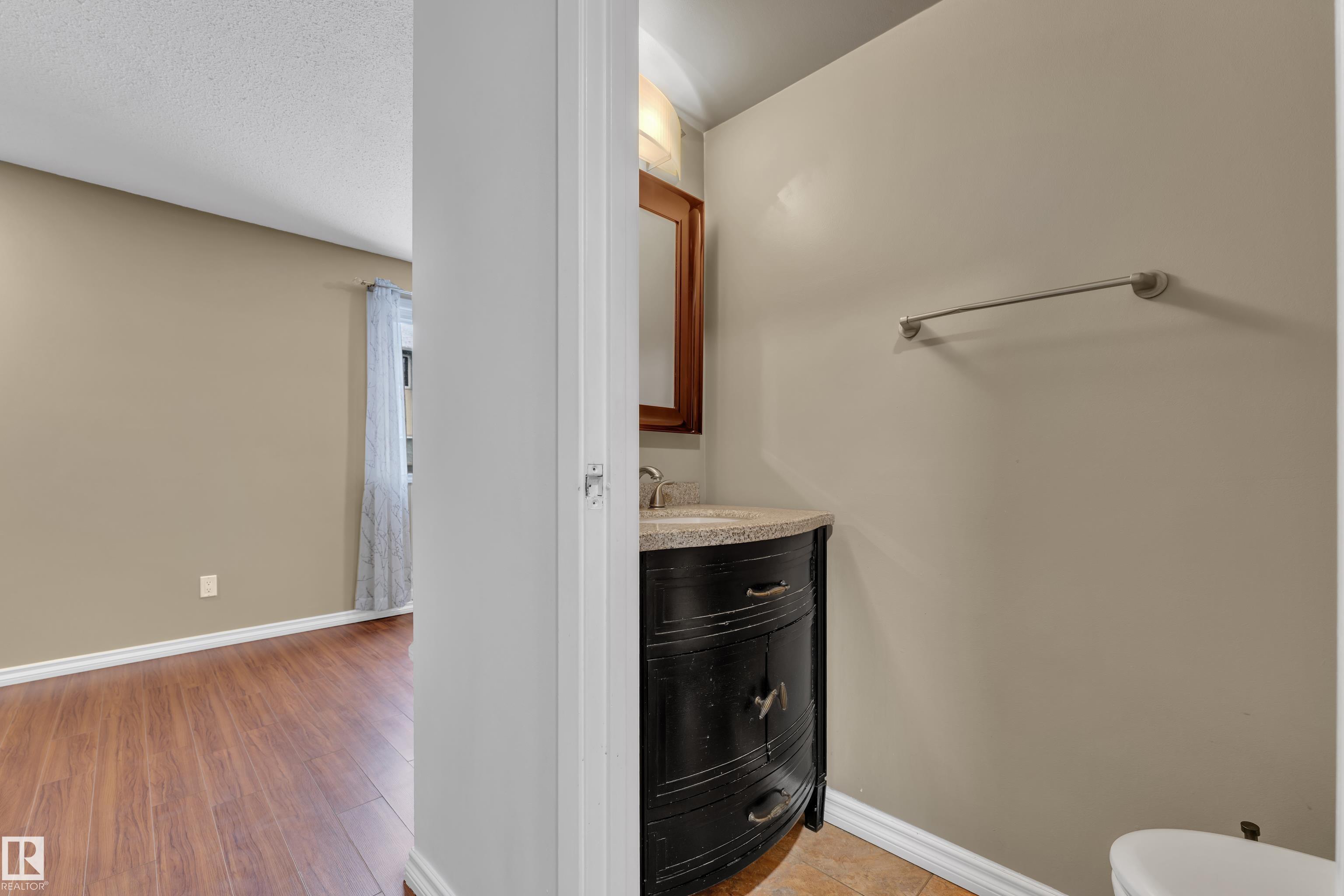 Photo 17 at 896 Abbottsfield Road NW, Abbottsfield, Edmonton