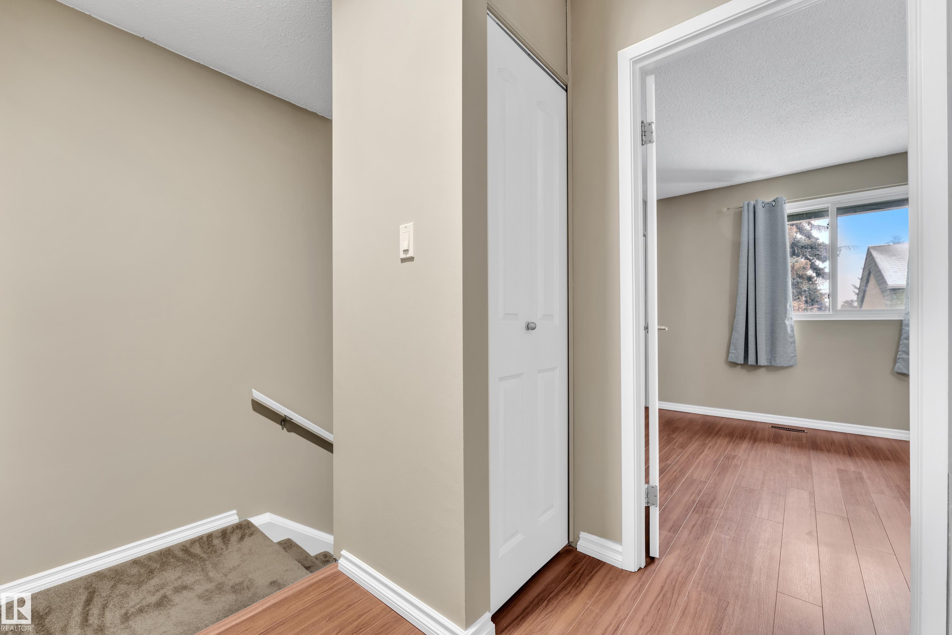 Photo 18 at 896 Abbottsfield Road NW, Abbottsfield, Edmonton