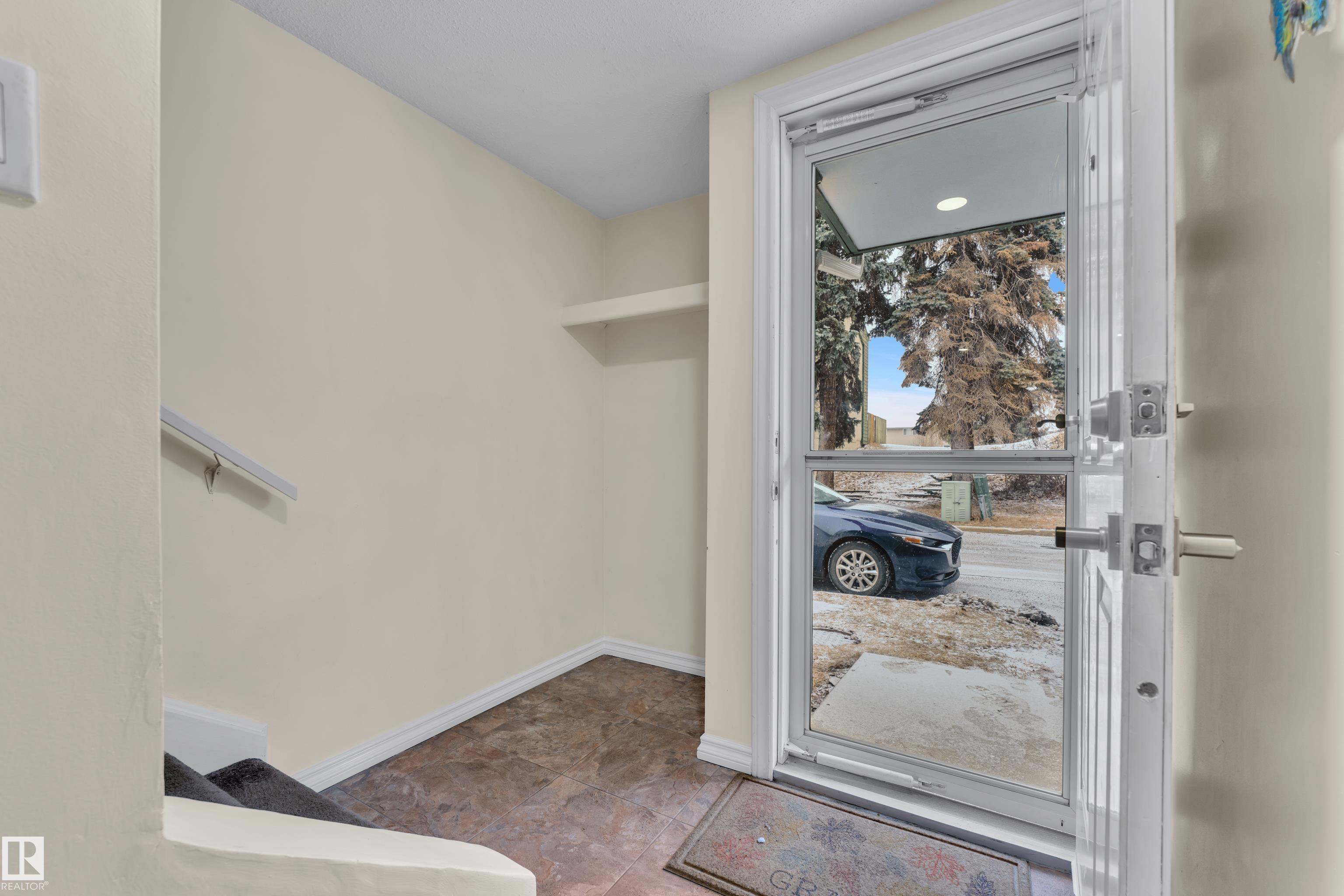 896 Abbottsfield Road NW, Abbottsfield, Edmonton