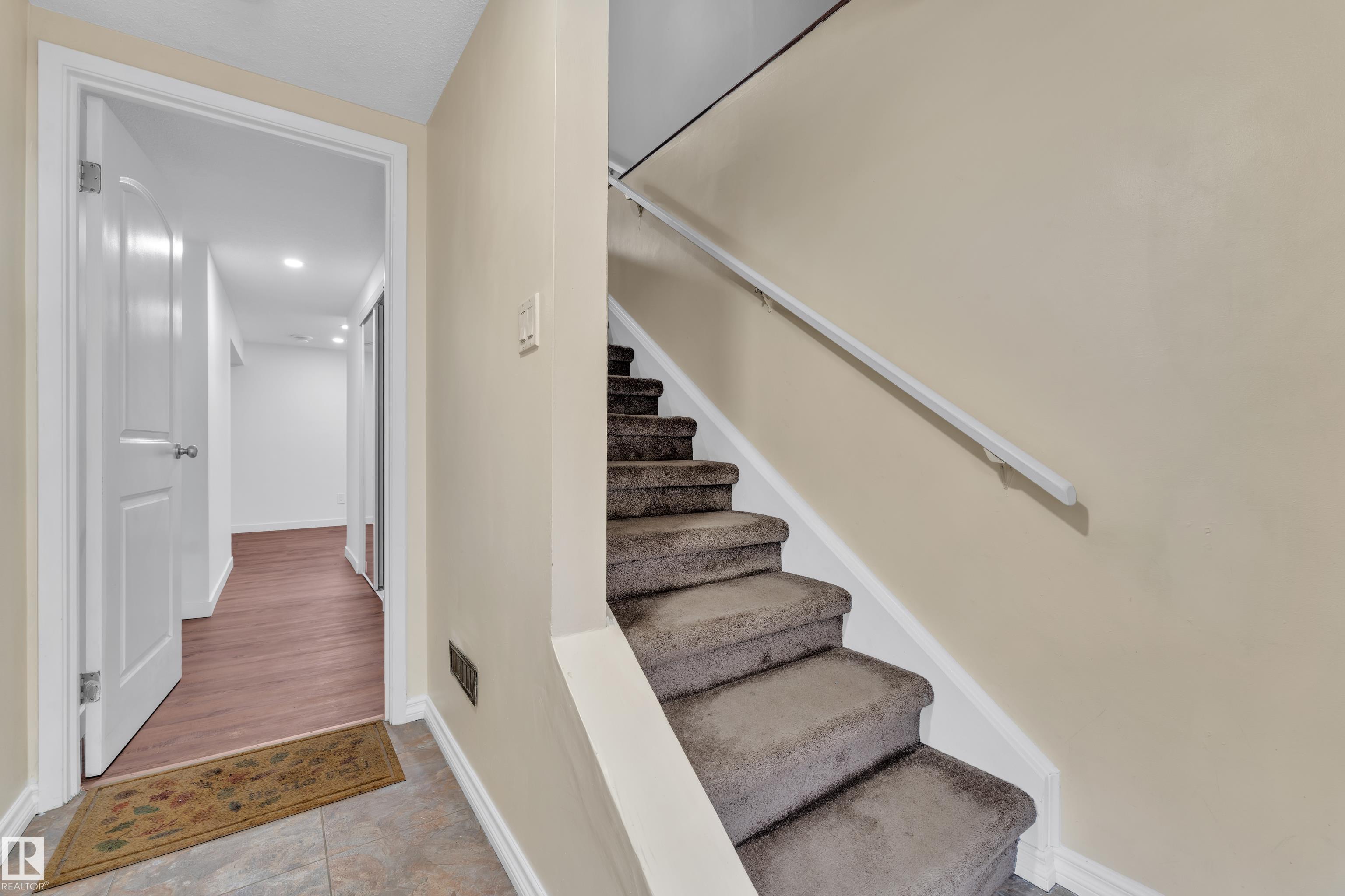 896 Abbottsfield Road NW, Abbottsfield, Edmonton