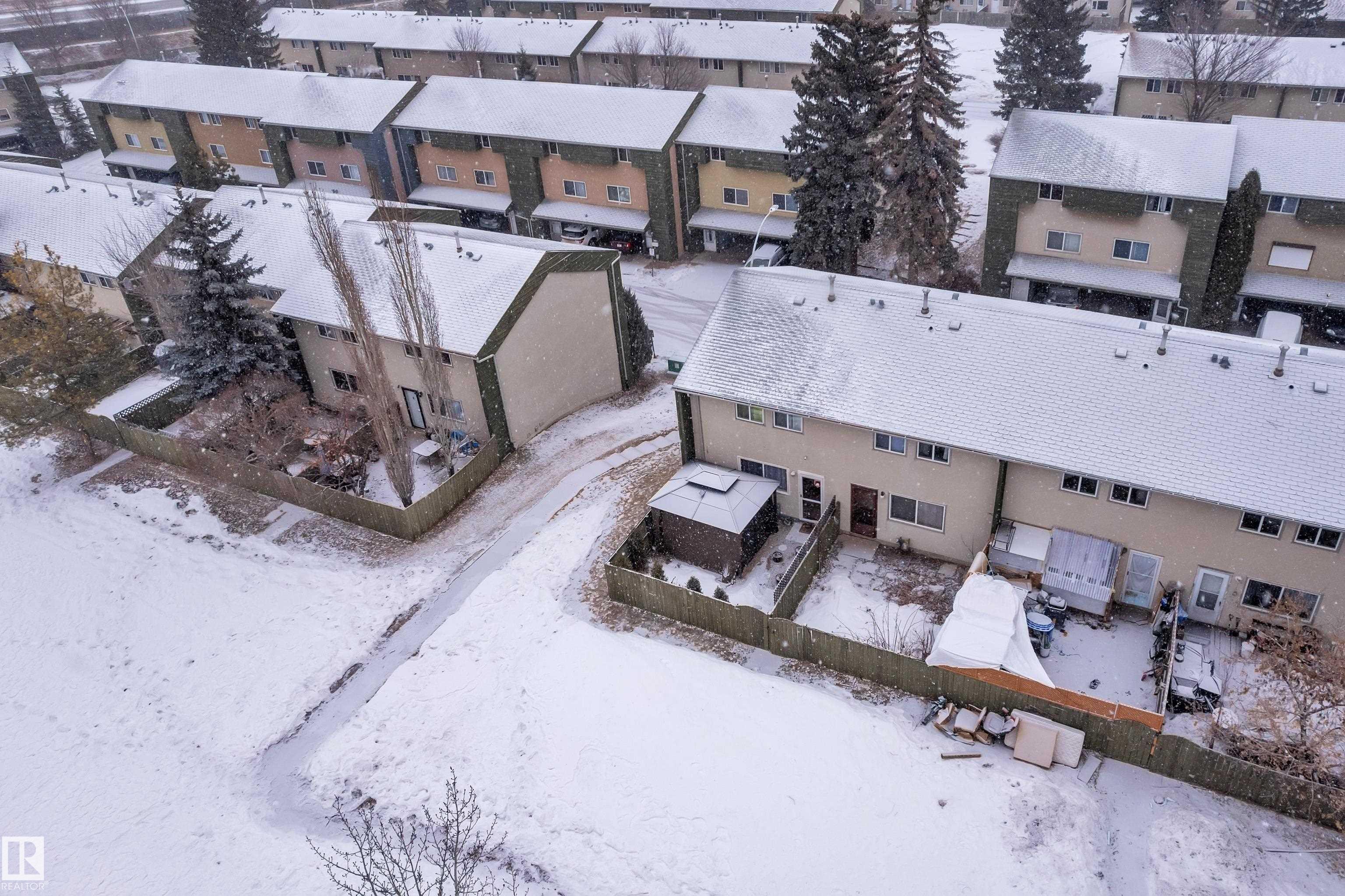 Photo 31 at 896 Abbottsfield Road NW, Abbottsfield, Edmonton