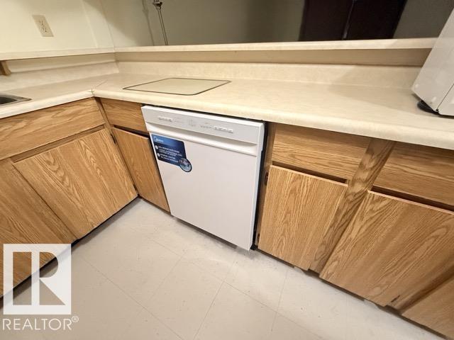 Photo 7 at 109 - 2624 Mill Woods Road E NW, Weinlos, Edmonton