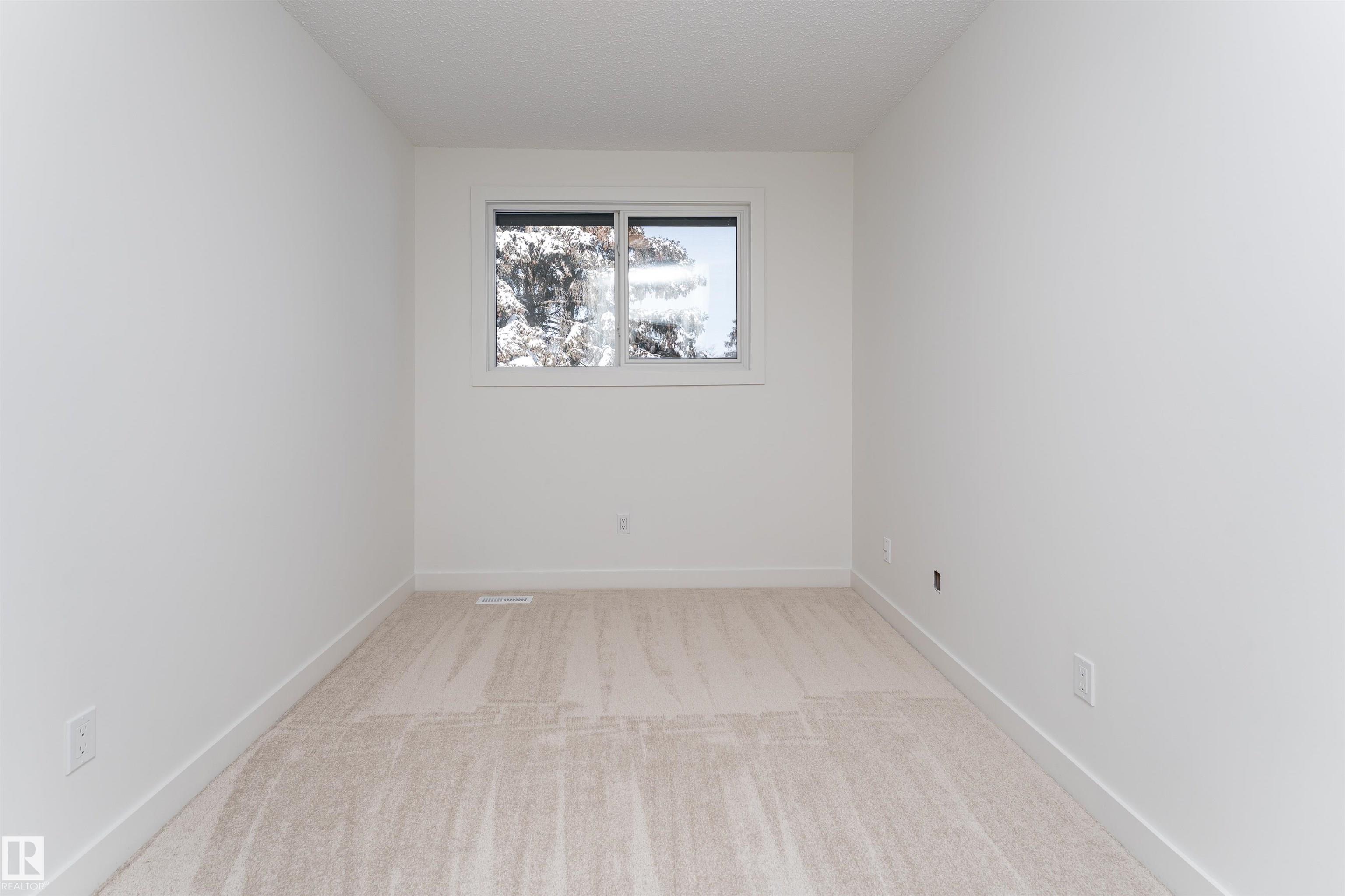 Photo 14 at 3108 142 Avenue NW, Hairsine, Edmonton