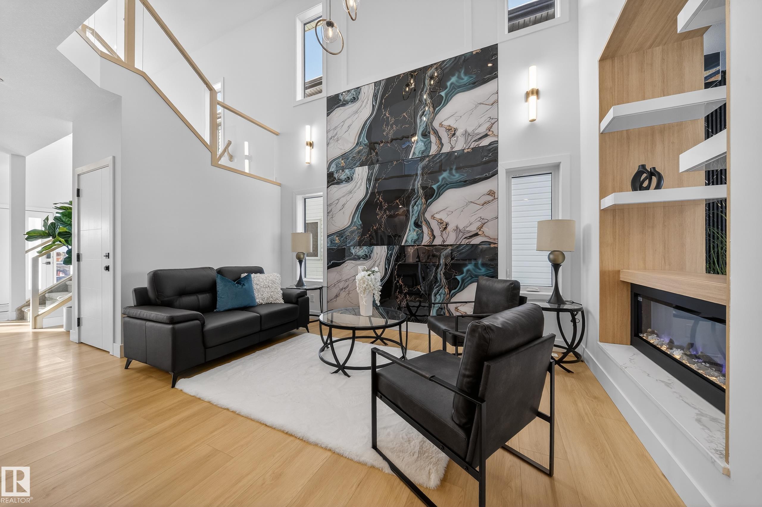 Photo 2 at 9907 68 Street NW, Terrace Heights, Edmonton