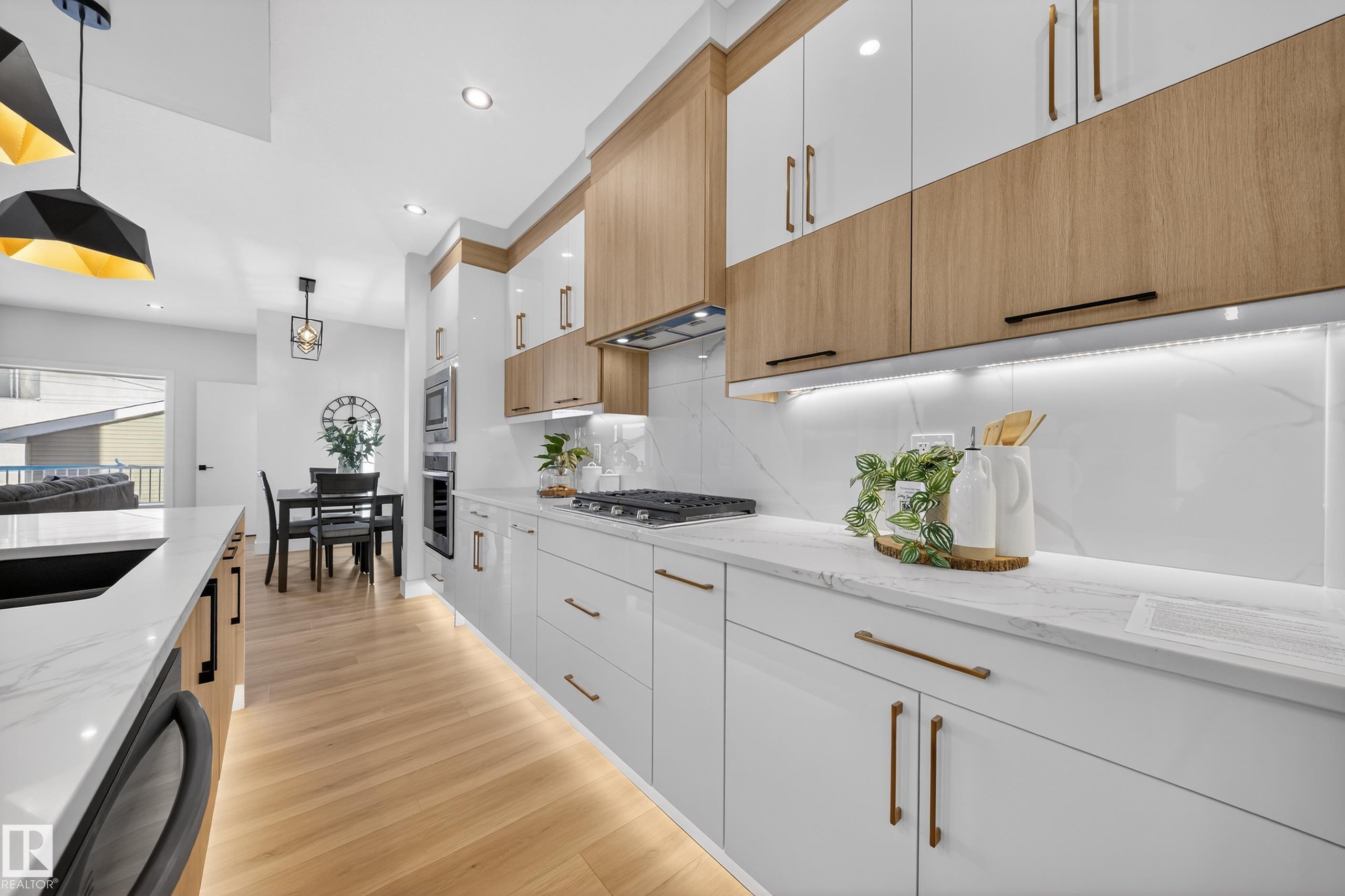 Photo 19 at 9907 68 Street NW, Terrace Heights, Edmonton