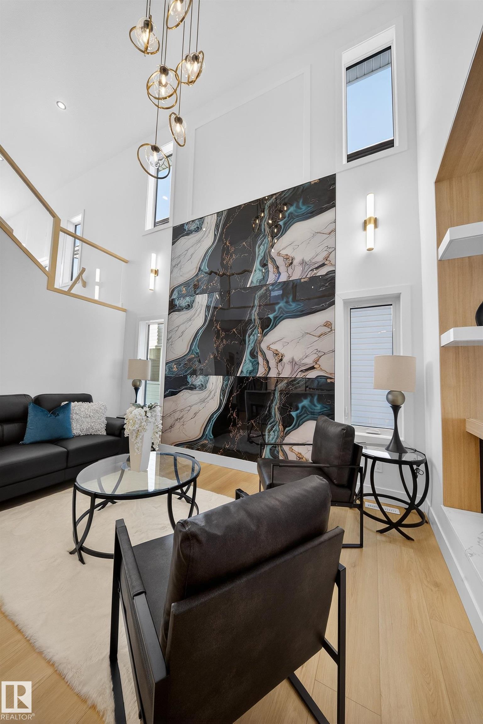 Photo 6 at 9907 68 Street NW, Terrace Heights, Edmonton