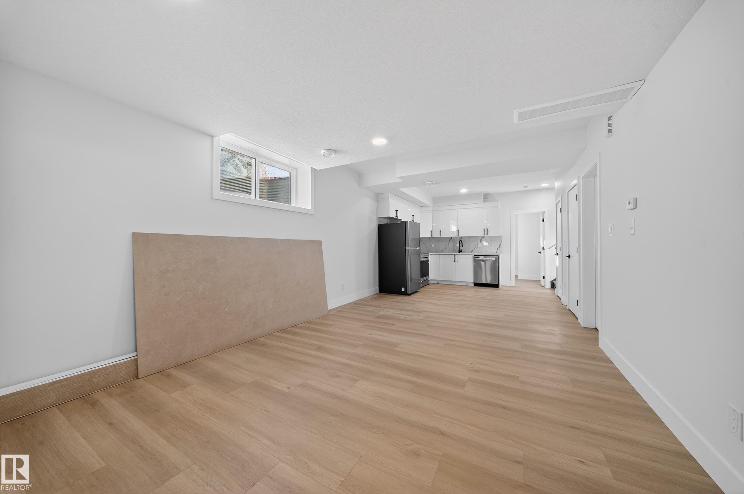 Photo 53 at 9907 68 Street NW, Terrace Heights, Edmonton