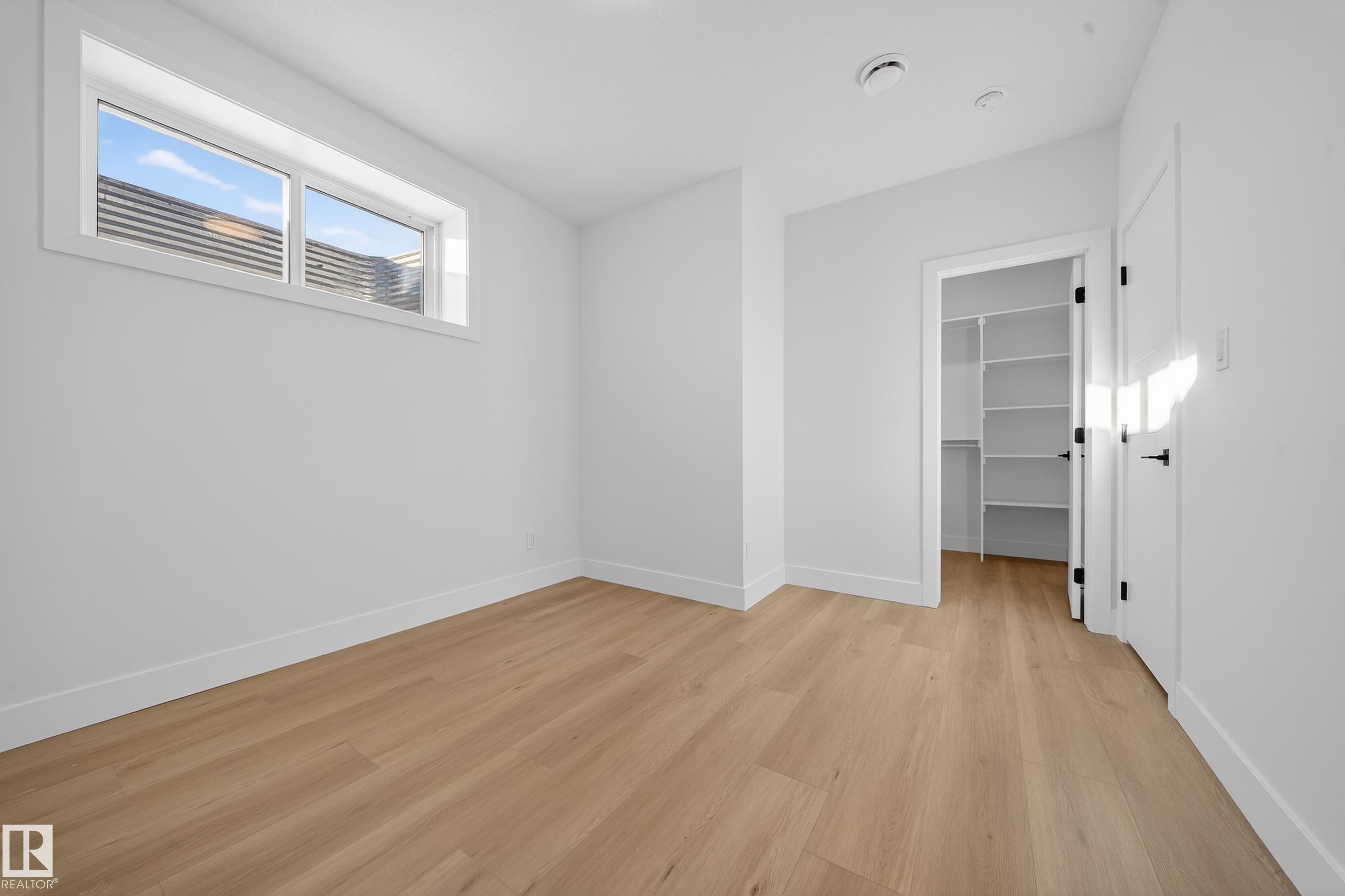 https://zimg.paragon.ice.com/ParagonImages/Property/PM/RAE/225387152/58/0/0/4c1f686db9eb4fc599b5dcd6d30b7665/1/a0b29db97501610a16498bc5690d4c1e/225387152-af74639e-8f5c-4fc1-b36a-fcdbaf0d336b.JPG