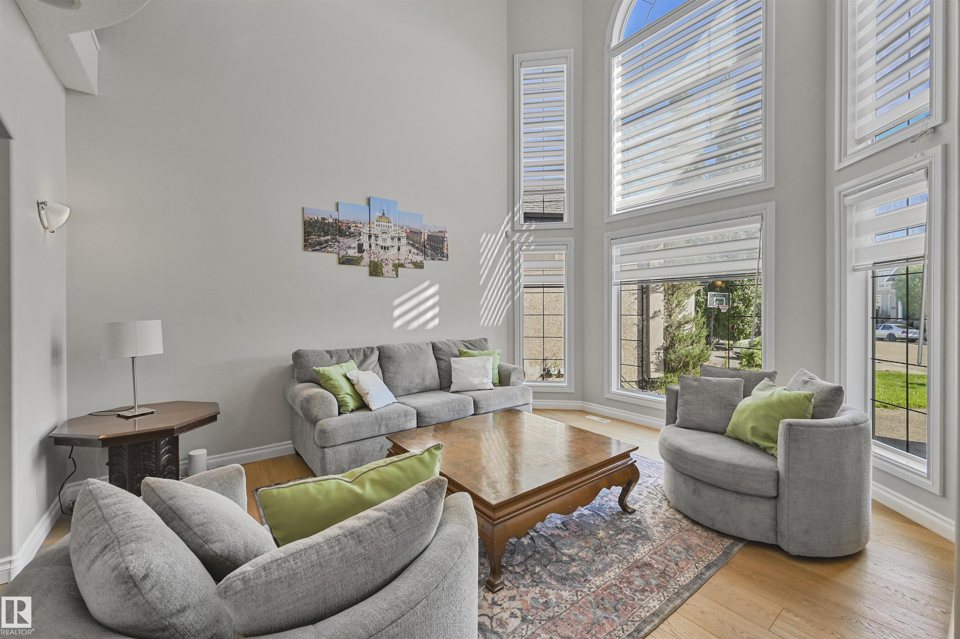 Photo 4 at 1516 Thorogood Close NW, Terwillegar Towne, Edmonton