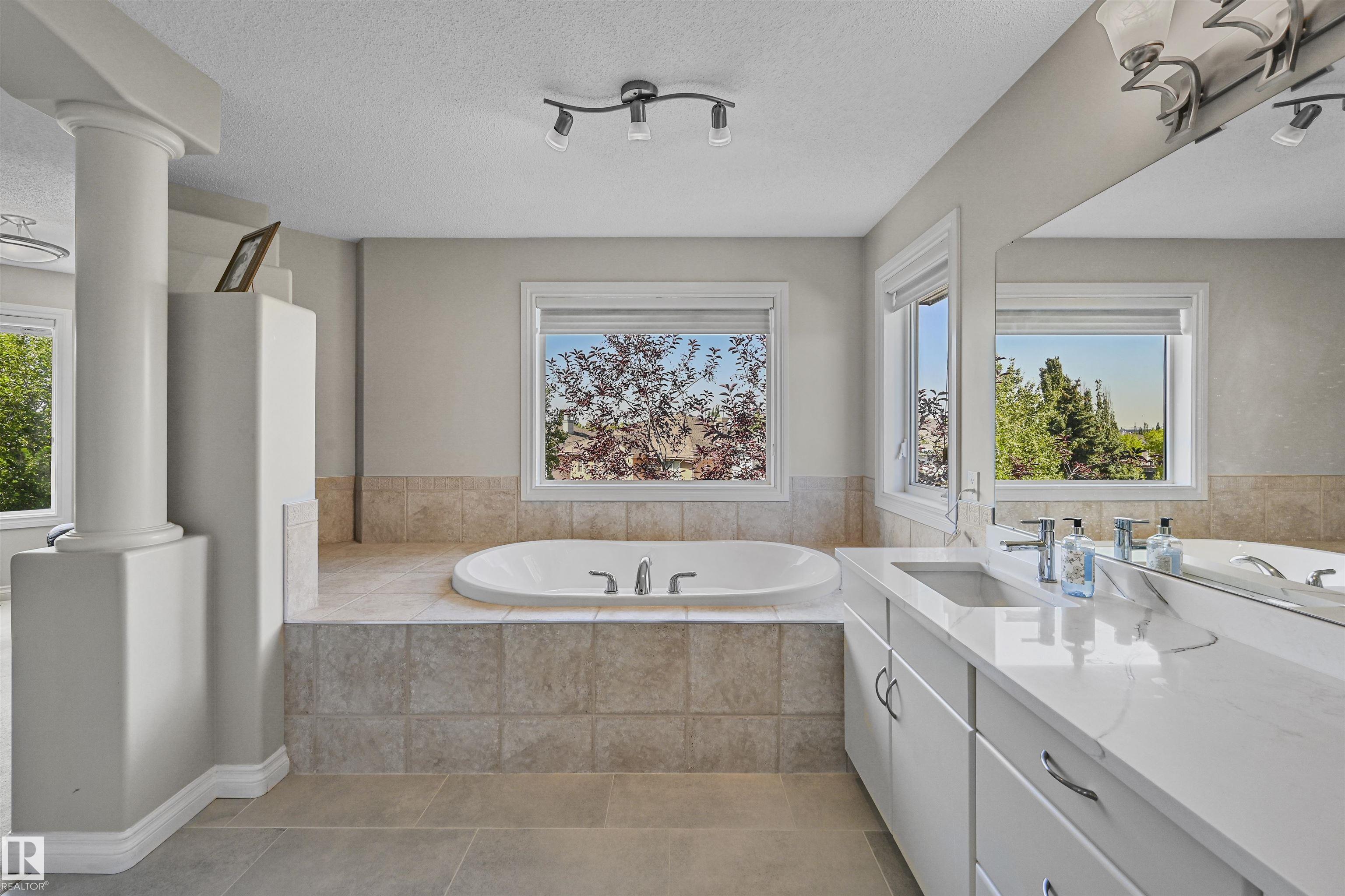 Photo 36 at 1516 Thorogood Close NW, Terwillegar Towne, Edmonton