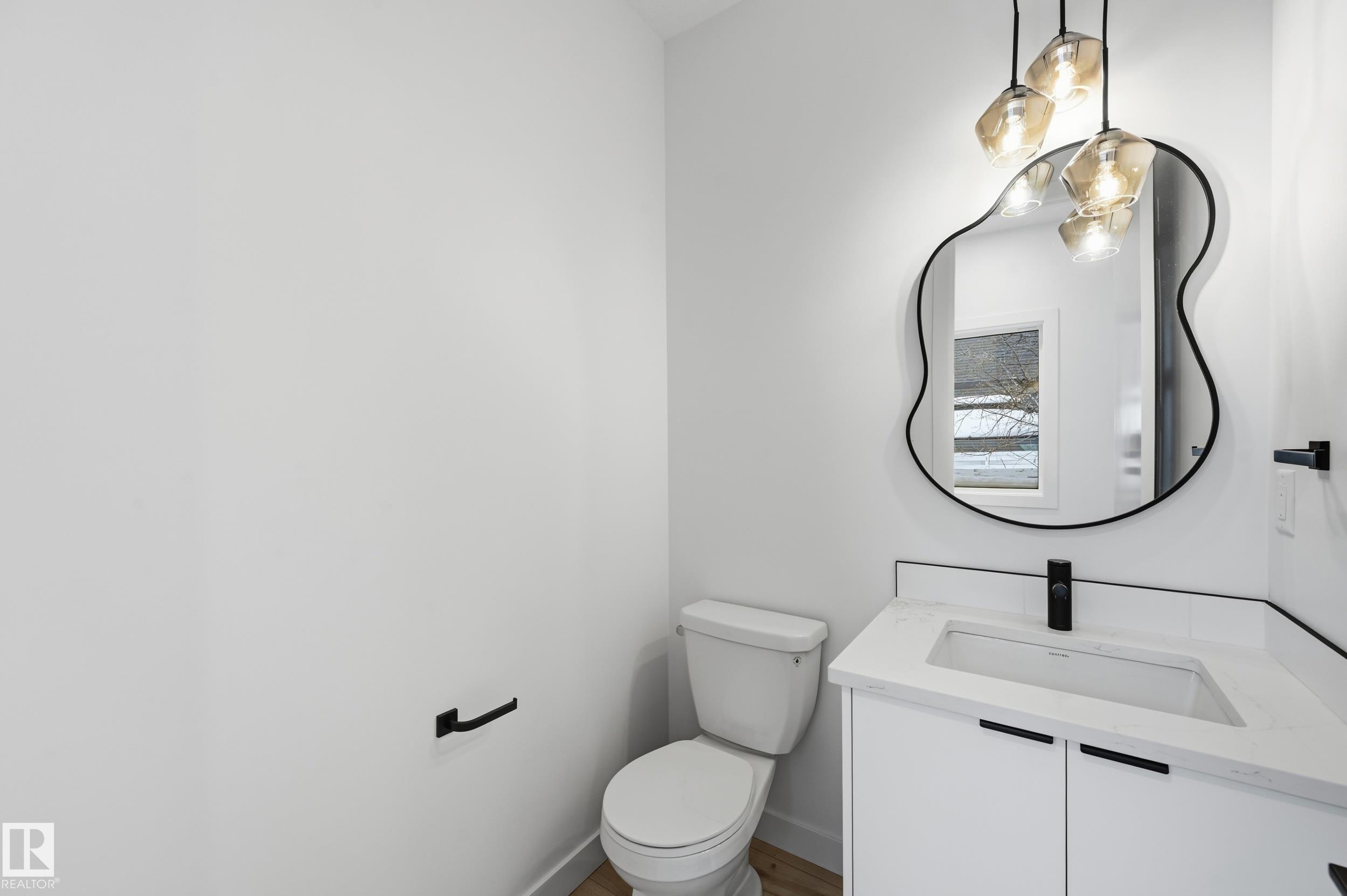 Photo 23 at 11121 51 Street NW, Highlands, Edmonton