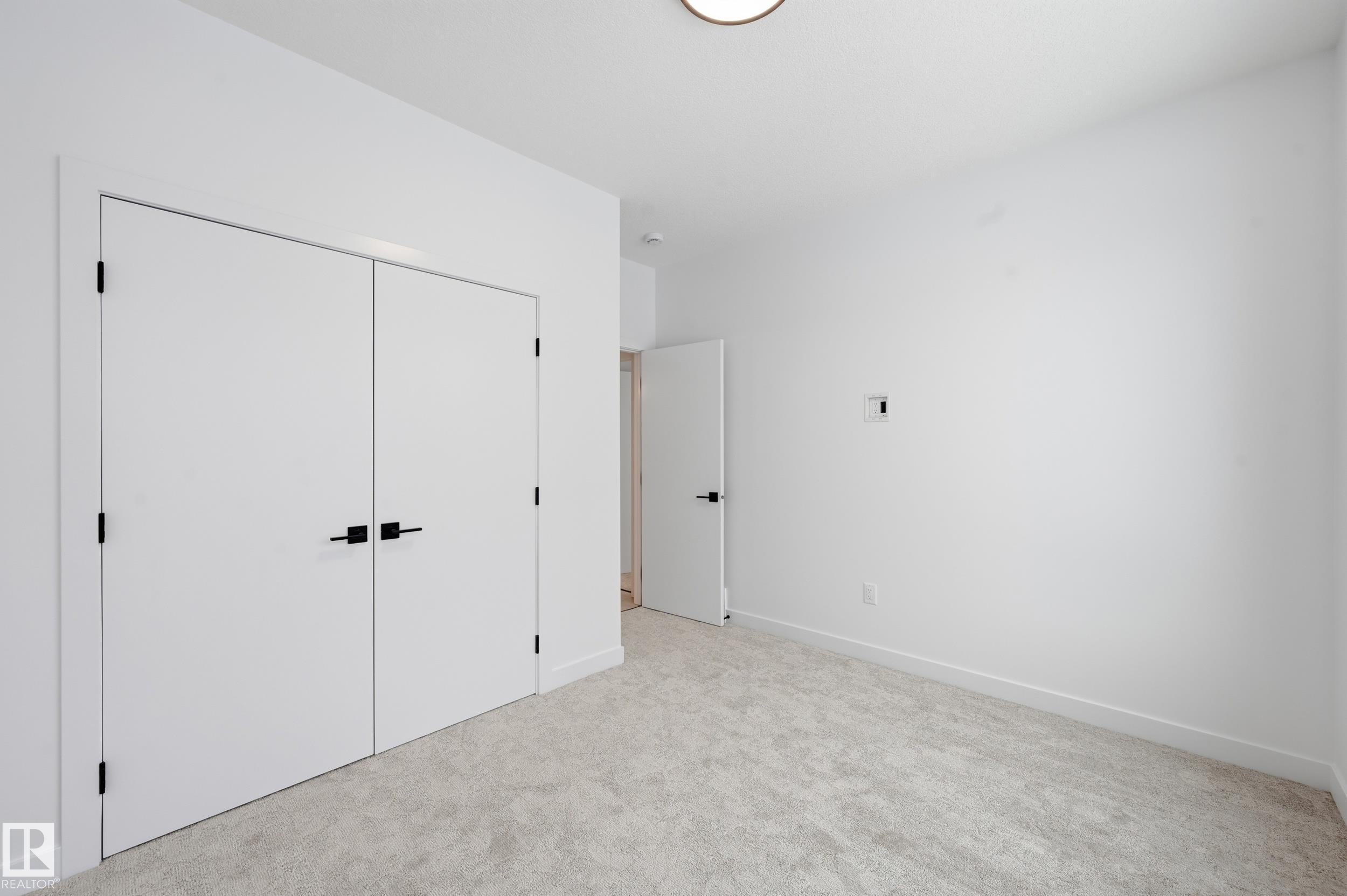 https://zimg.paragon.ice.com/ParagonImages/Property/PM/RAE/225387157/35/0/0/ebff06b74b1a100641f9125594944e0a/1/c5a772a1adaabda93f150526f49db615/225387157-34e091a0-15f6-47ea-bd46-de714054c1b9.JPG