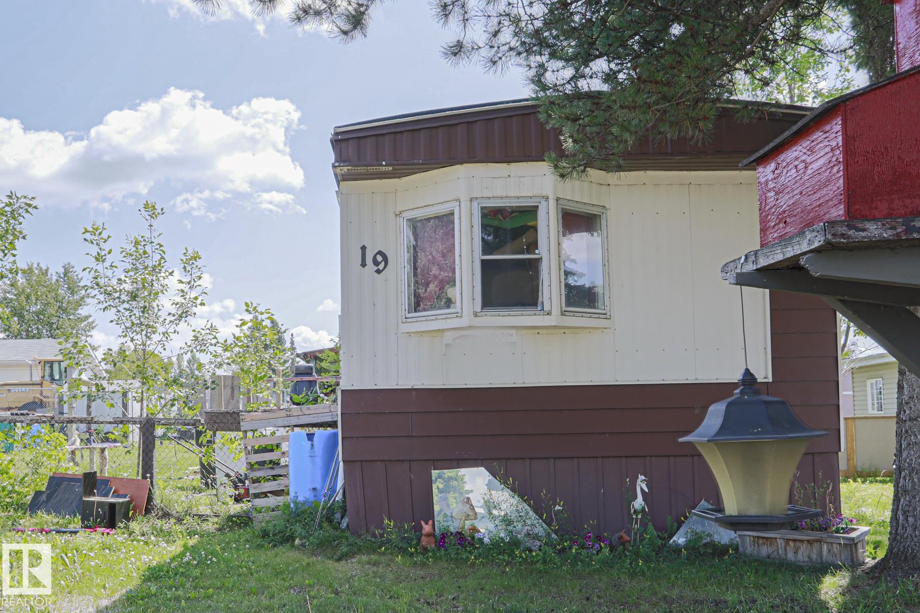 Picture for 19 Ridgeway DR NW NW