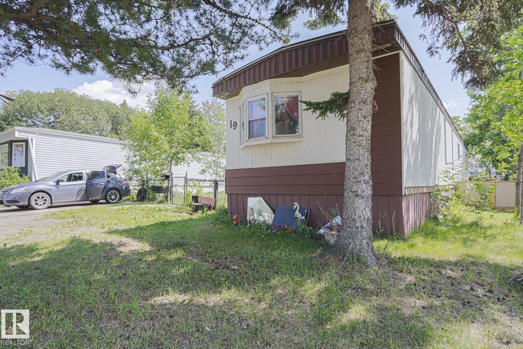 Picture for 19 Ridgeway DR NW NW