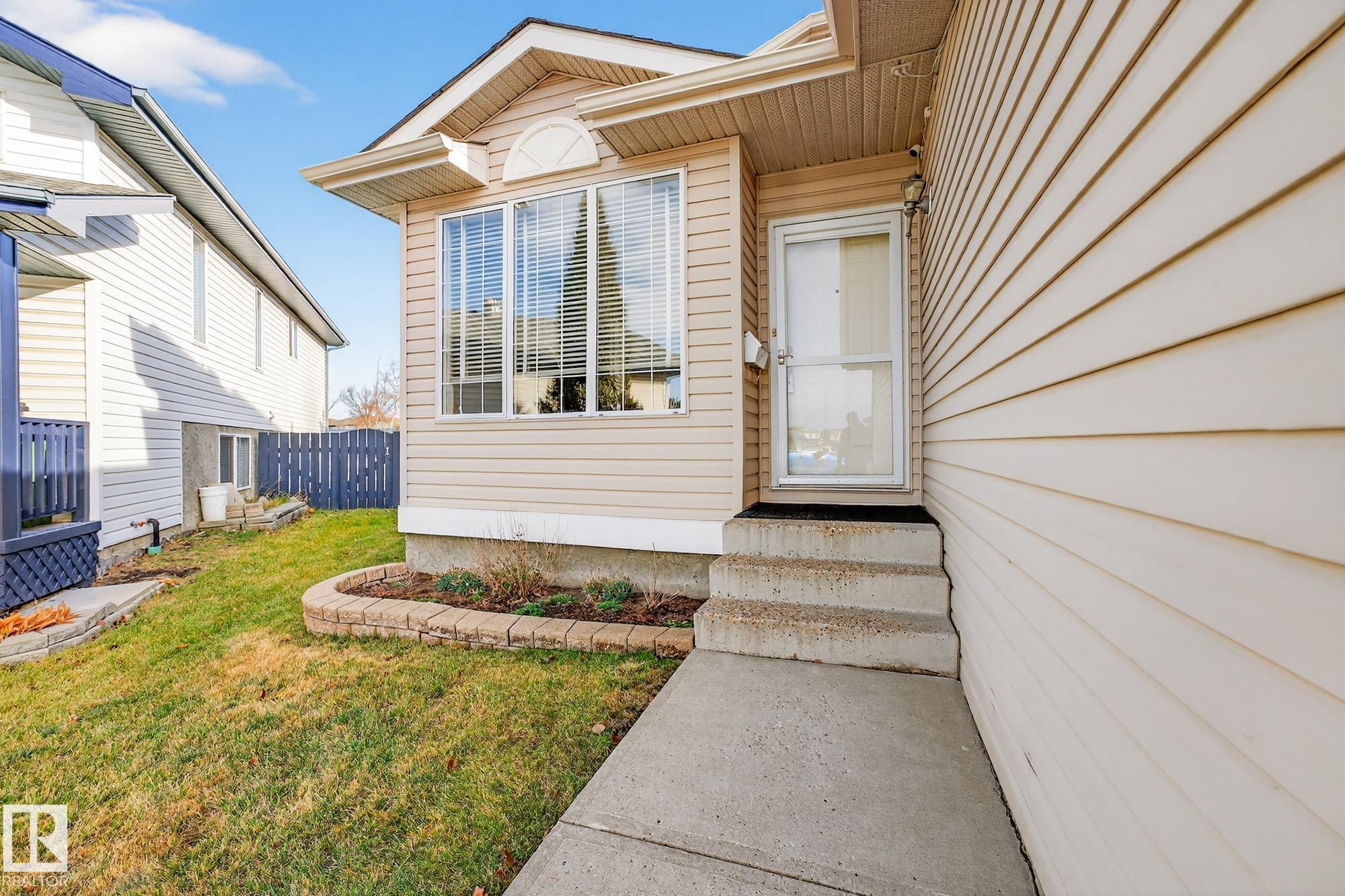 8304 170 Avenue NW, Klarvatten, Edmonton