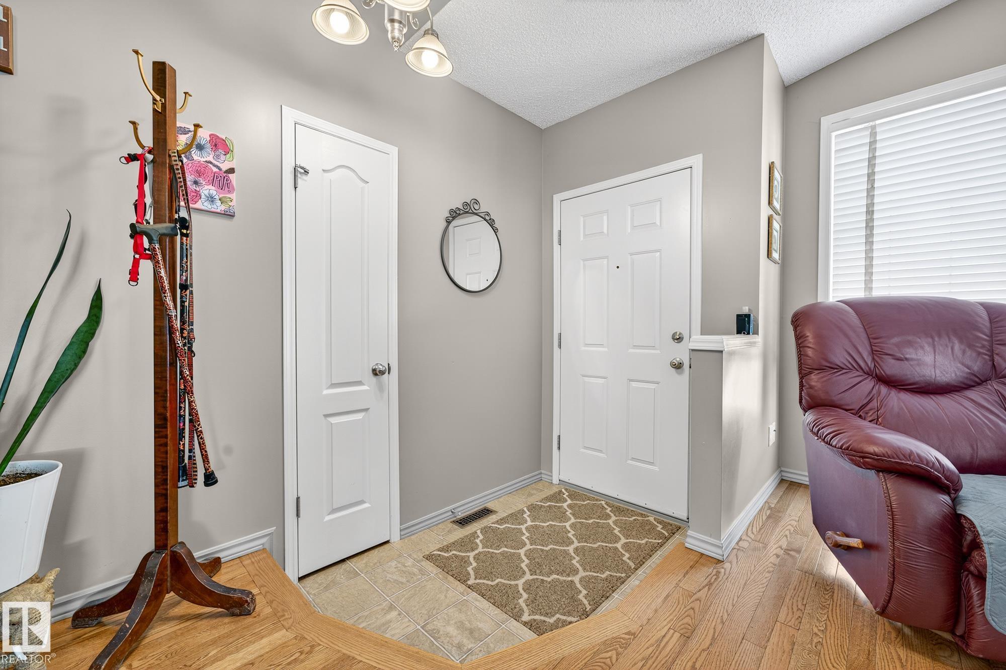 8304 170 Avenue NW, Klarvatten, Edmonton