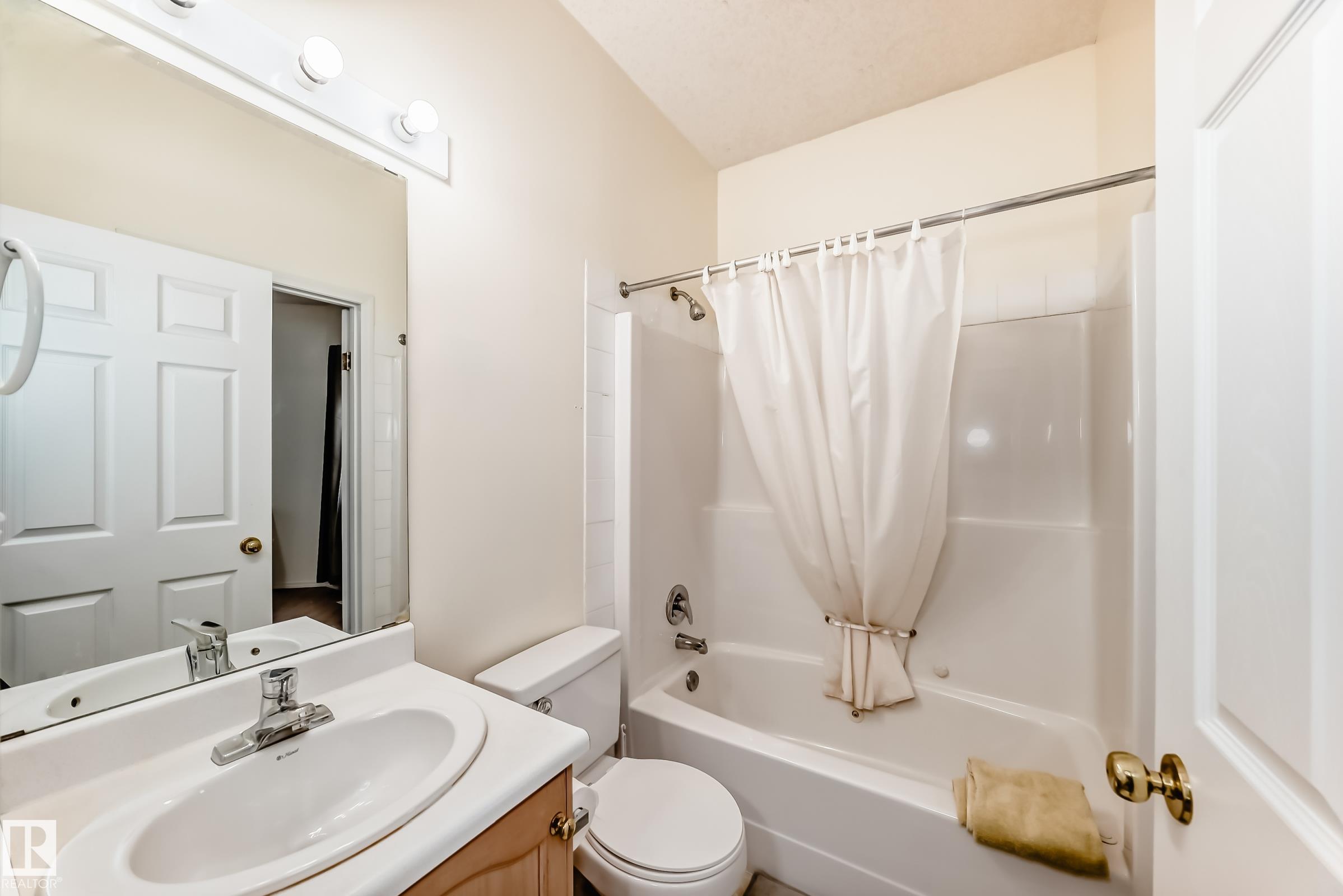 Photo 7 at 38 - 3811 85 Street NW, Richfield, Edmonton