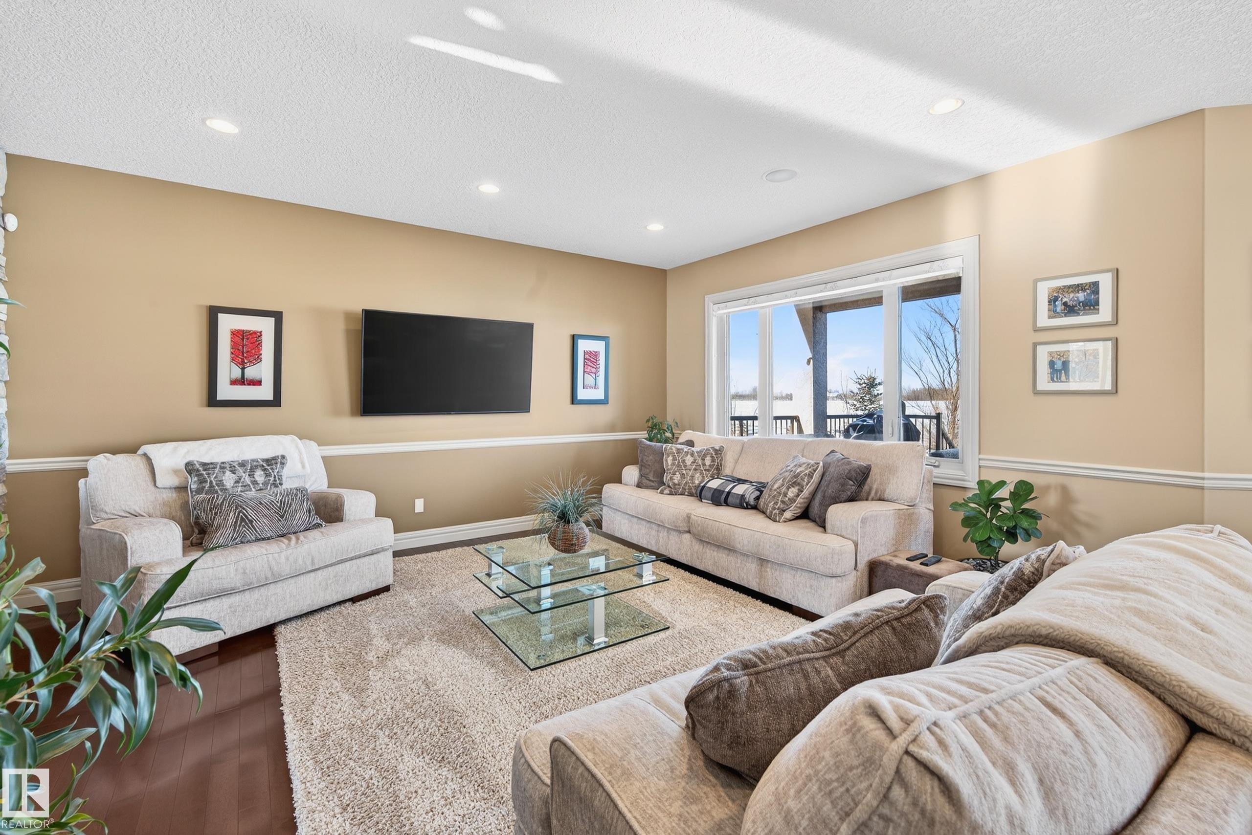 Photo 19 at 533 - 54418 Rge Road 251, Upper Manor Estate, Rural Sturgeon County