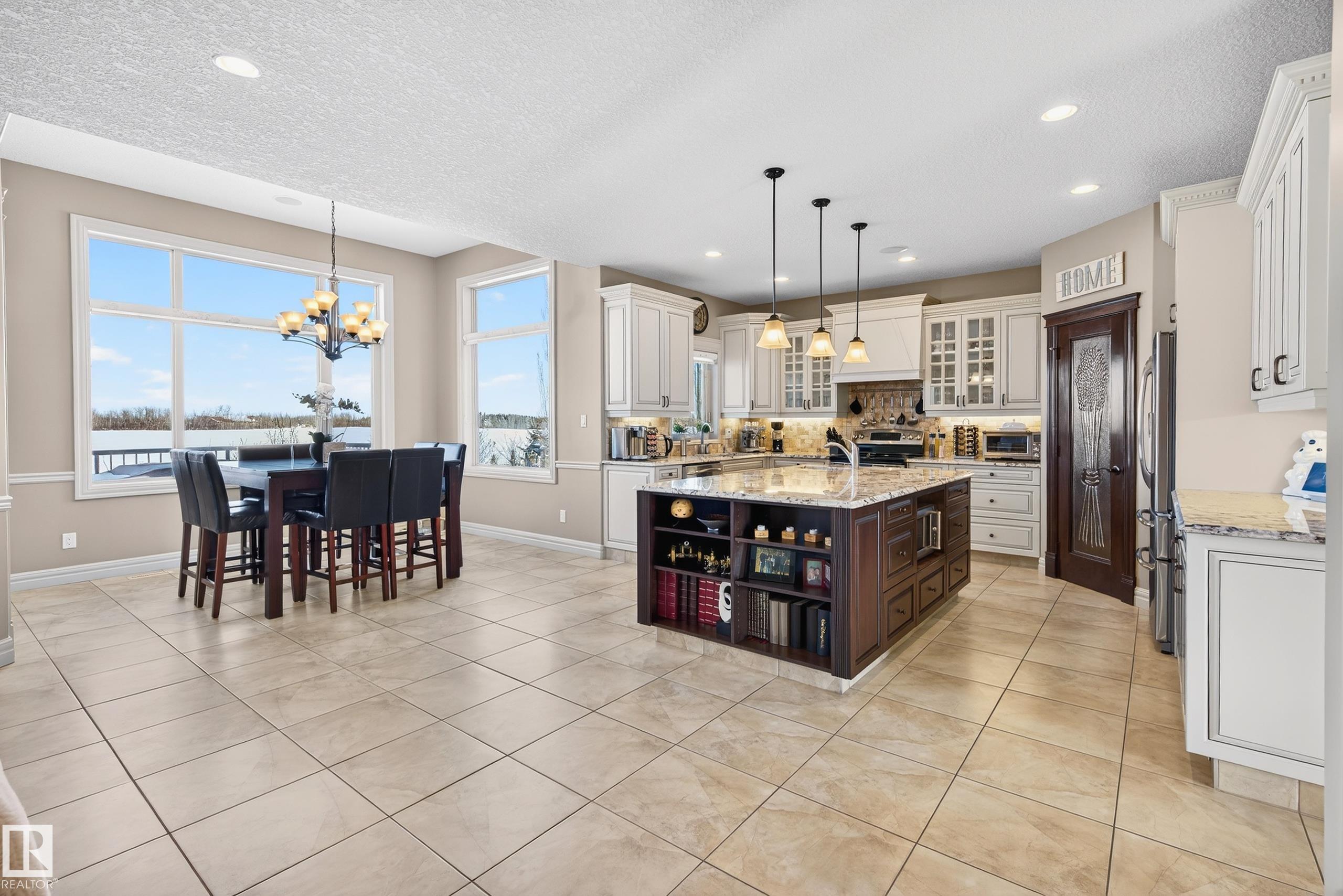 Photo 9 at 533 - 54418 Rge Road 251, Upper Manor Estate, Rural Sturgeon County