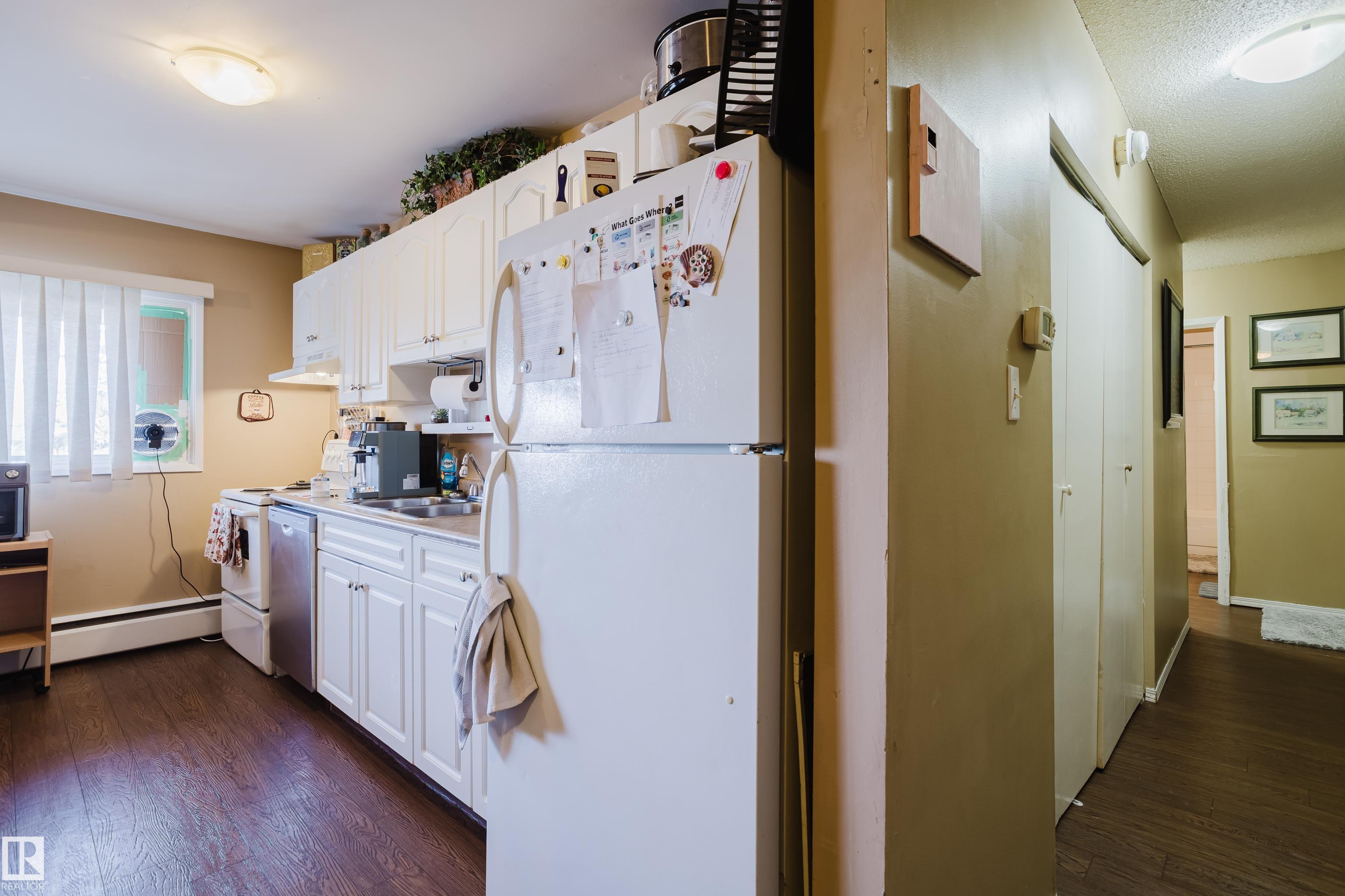 Photo 11 at 402A - 2908 116a Avenue NW, Rundle Heights, Edmonton