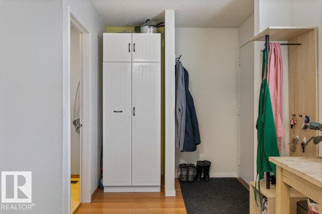 Photo 13 at 9521 185 Street NW, La Perle, Edmonton