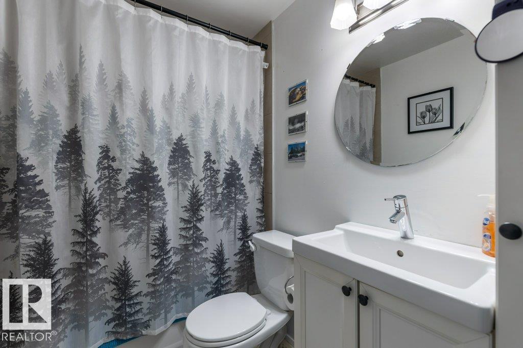 Photo 17 at 9521 185 Street NW, La Perle, Edmonton