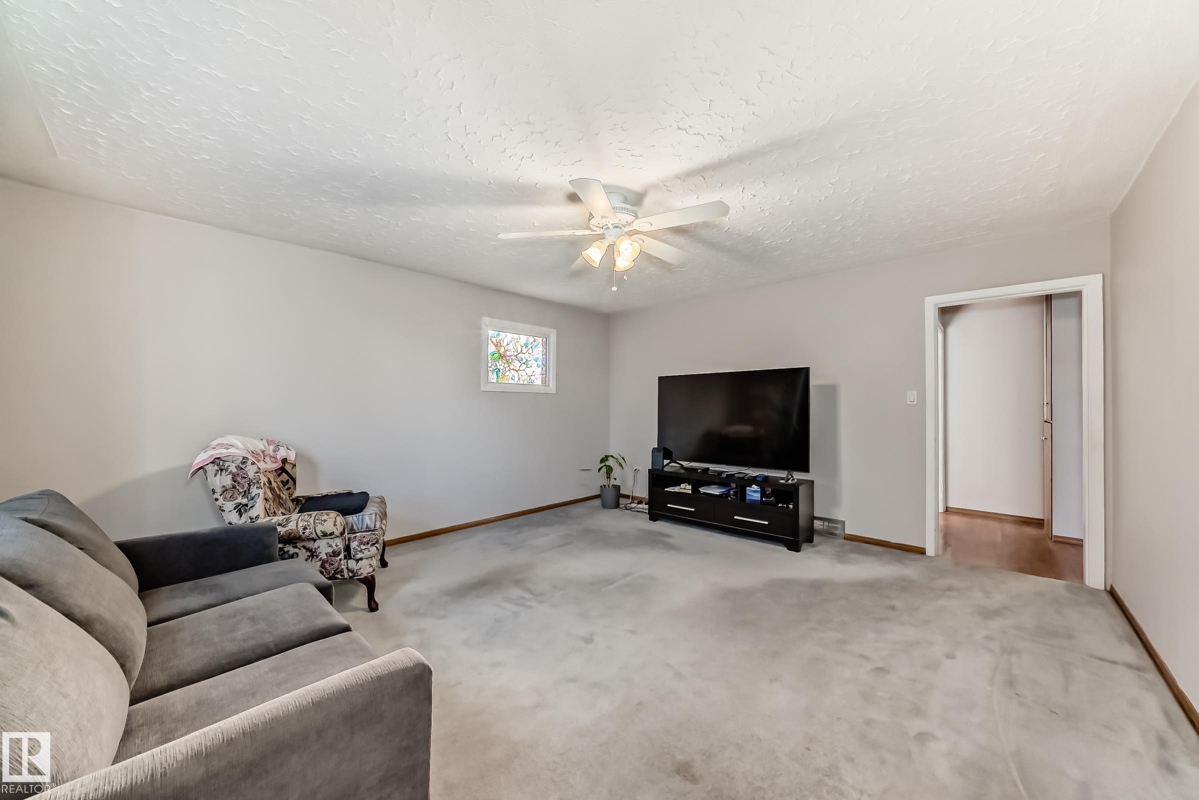 Photo 13 at 9716 162 Street NW, Glenwood, Edmonton