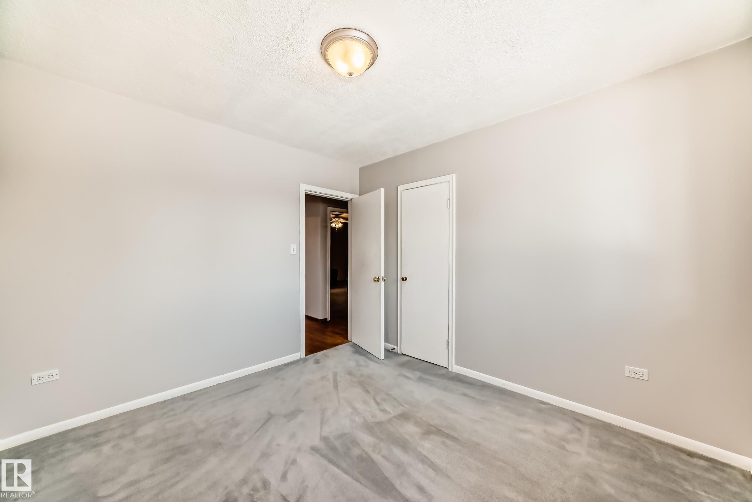 Photo 20 at 9716 162 Street NW, Glenwood, Edmonton