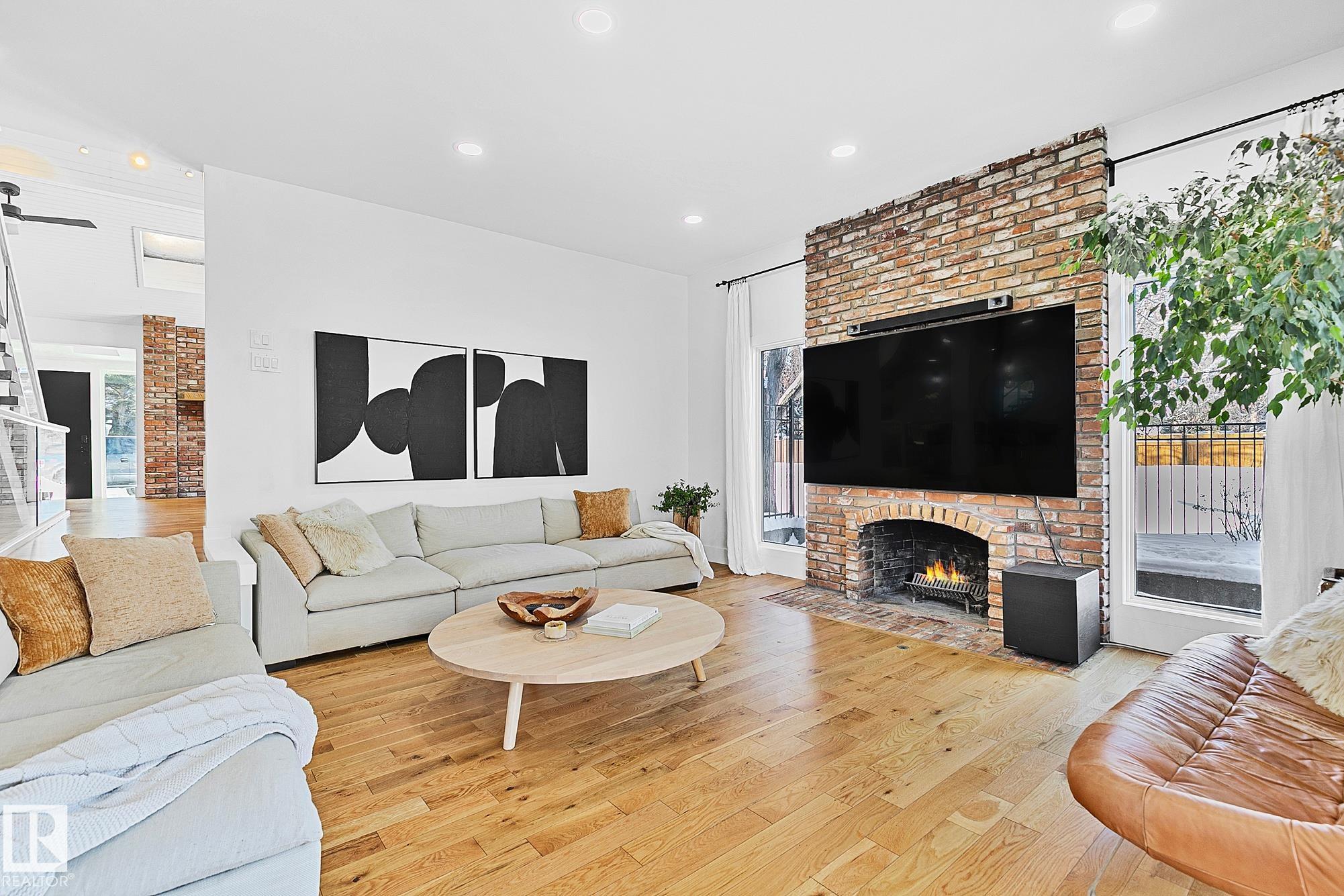 Photo 24 at 100 Wolf Willow Crescent NW, Westridge, Edmonton