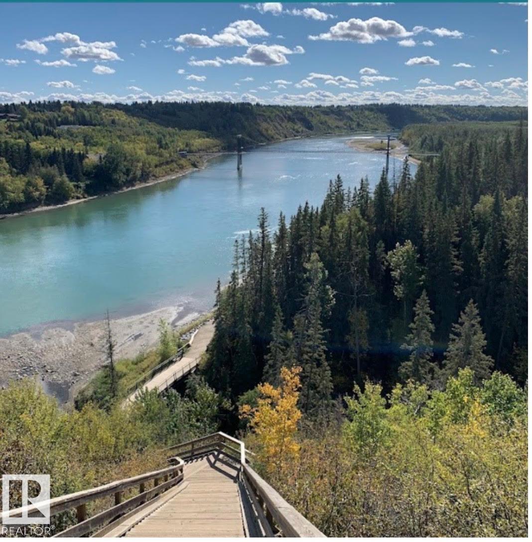 Picture for 100 WOLF WILLOW CR NW