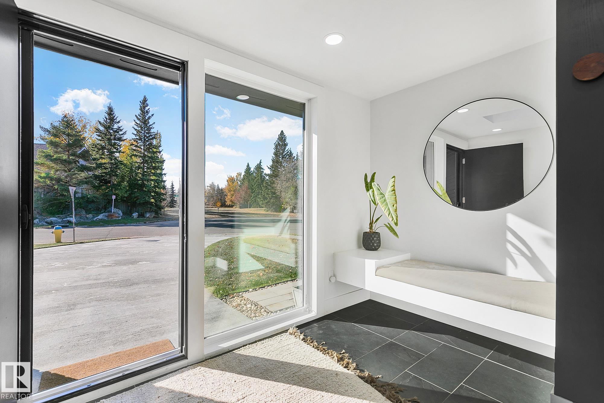 100 Wolf Willow Crescent NW, Westridge, Edmonton