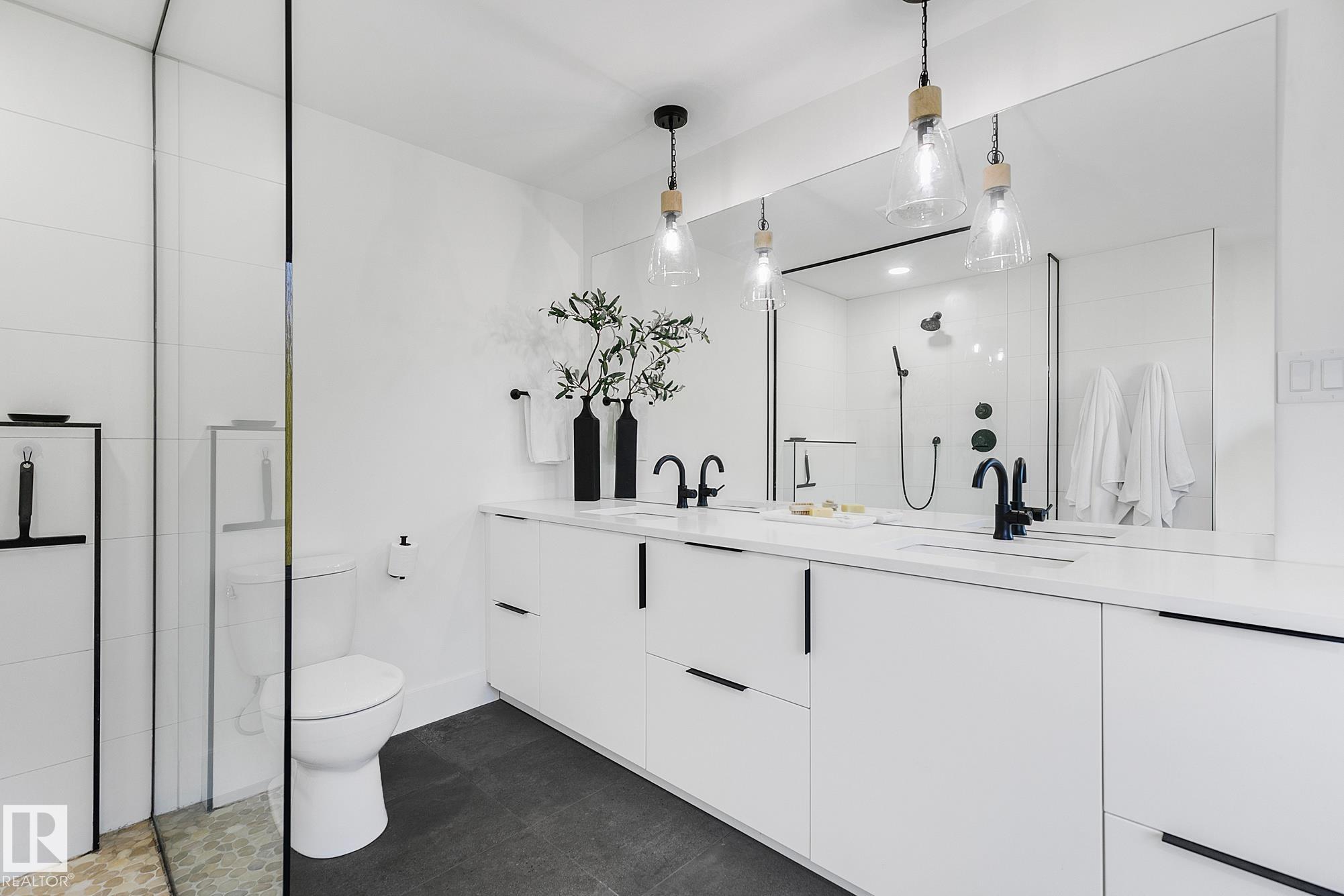 Photo 41 at 100 Wolf Willow Crescent NW, Westridge, Edmonton