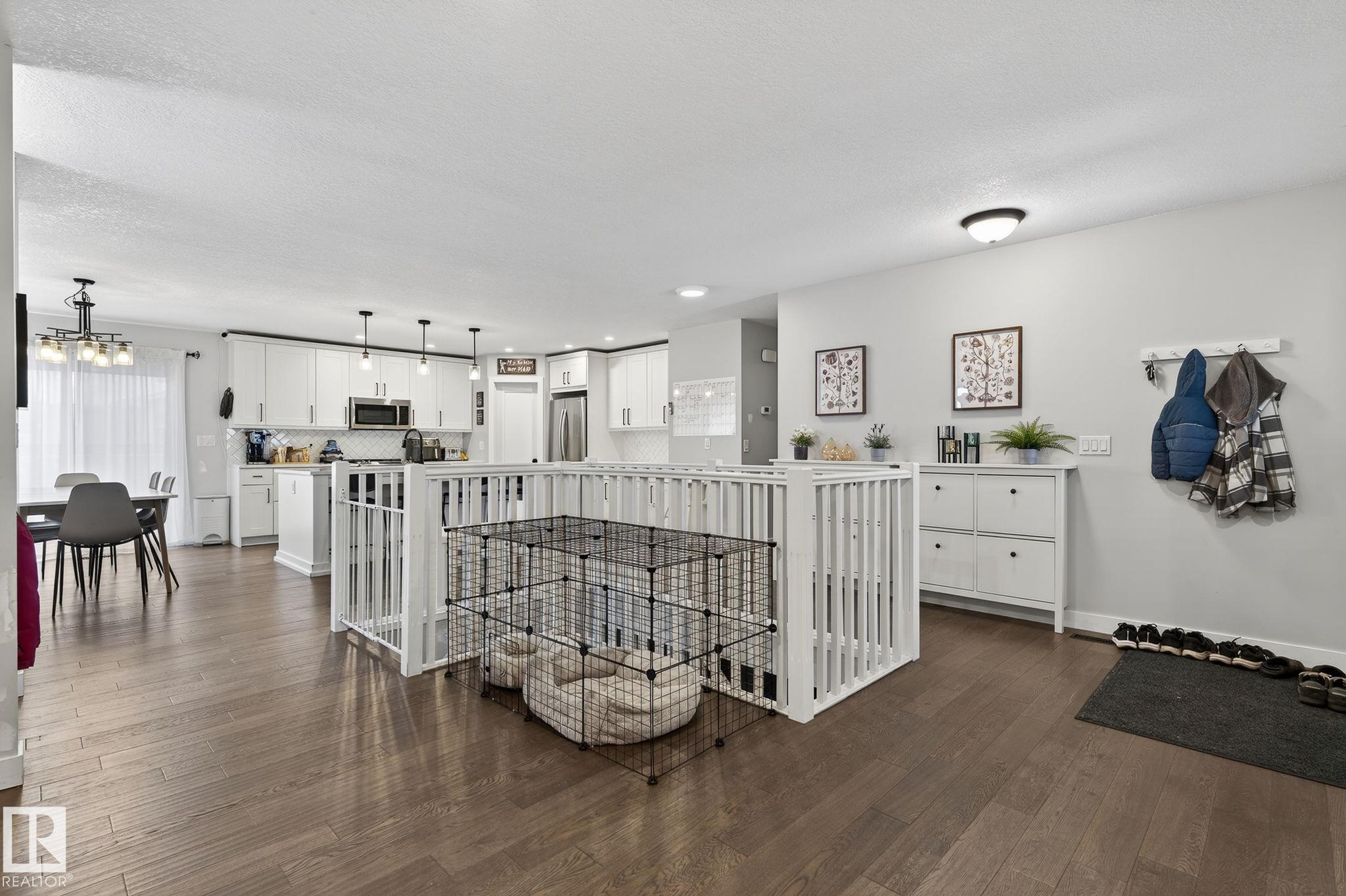 Picture for 25 STIRLING RD NW