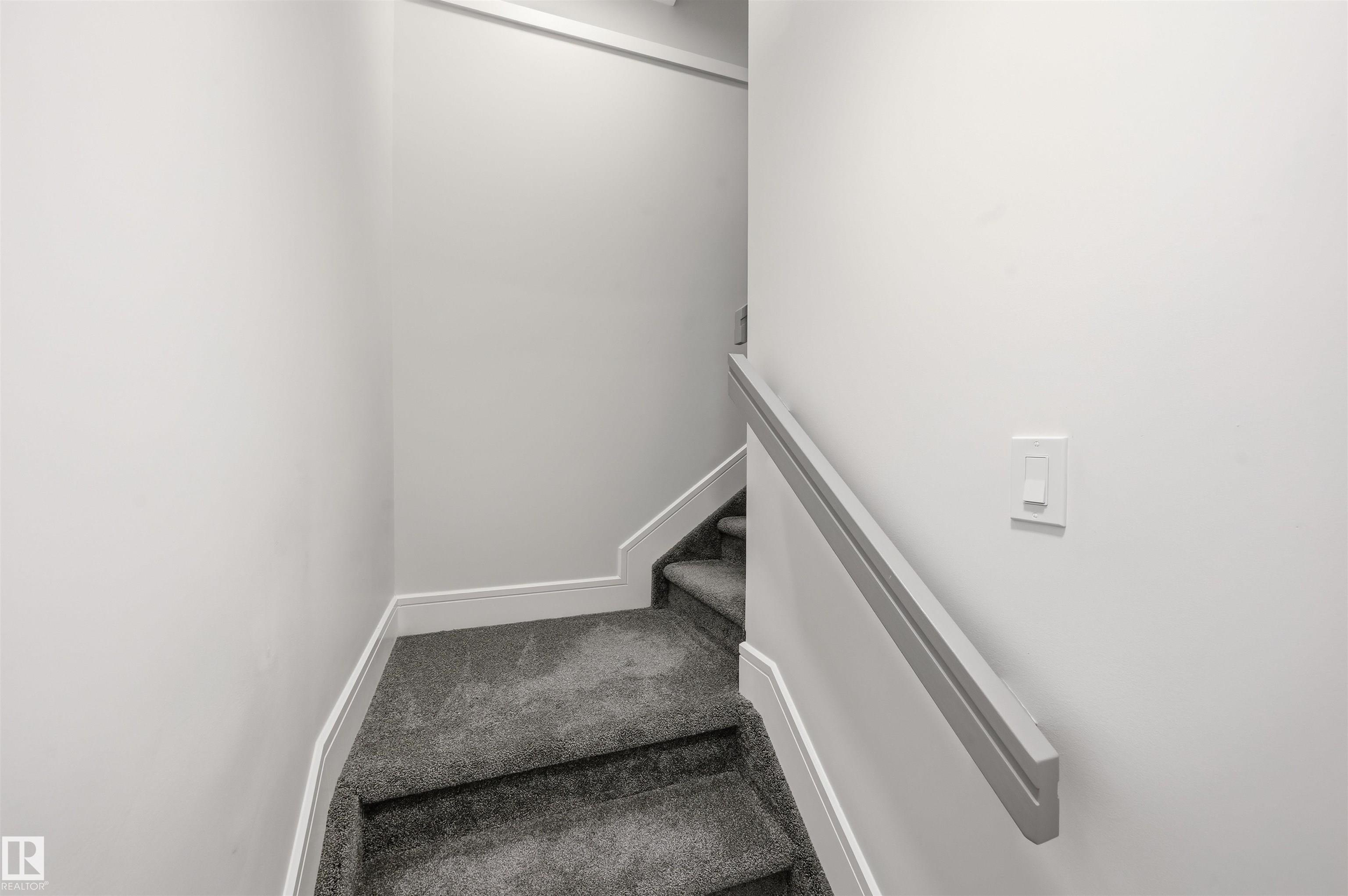 Photo 35 at 10909 151 Street NW, High Park, Edmonton